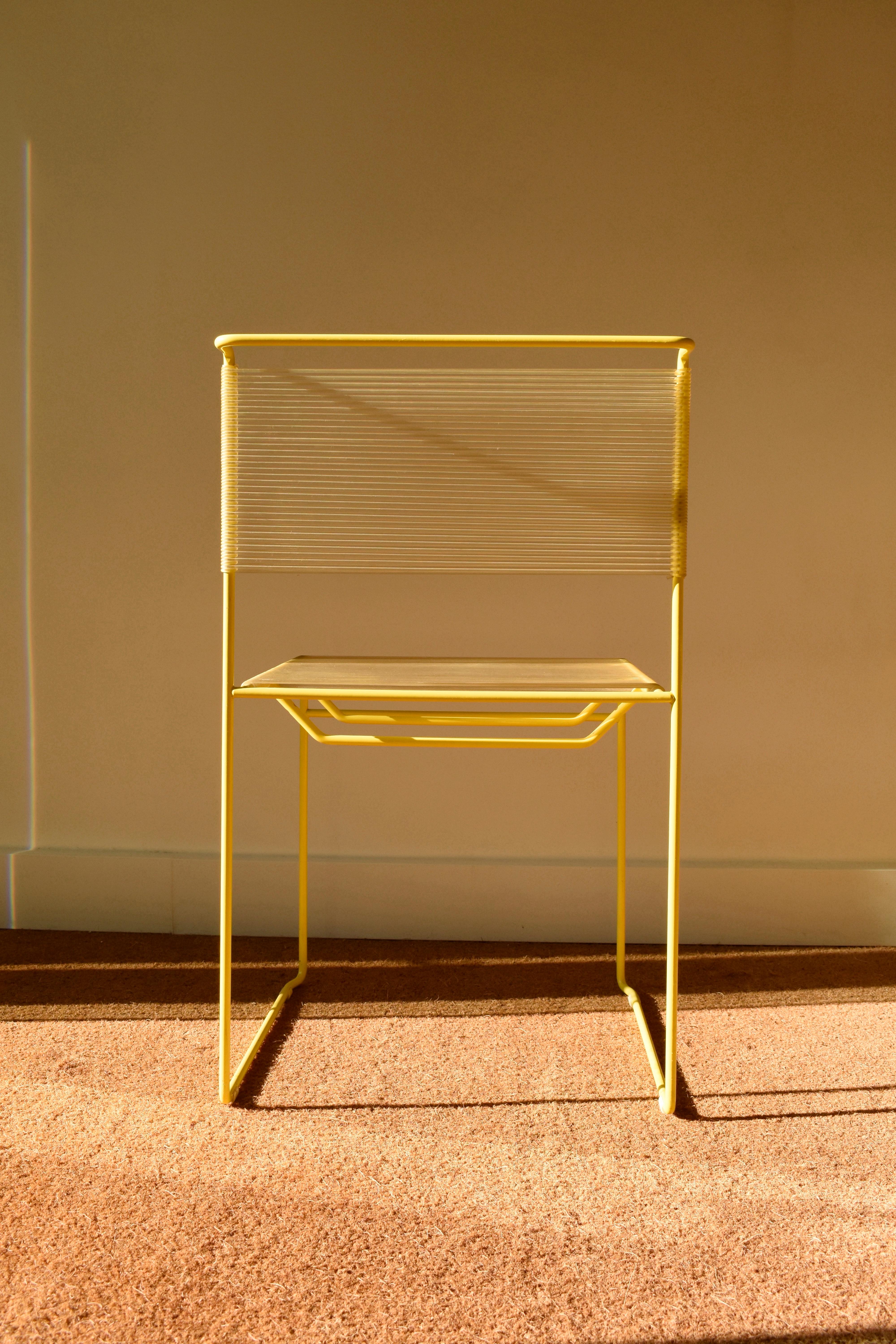 Set of one table and four chairs designed by Giandomenico Belotti for Fly Line For Sale 3