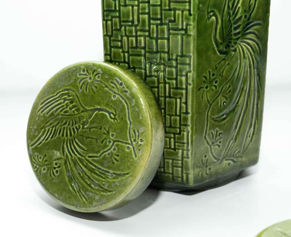 Ensemble de vases en céramique orientale, vers 1960 en vente 4