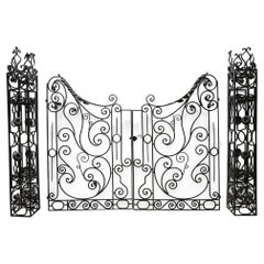 Vintage Set of Ornate Wrought Iron Driveway Gates and Posts 288 cm (9’5”)