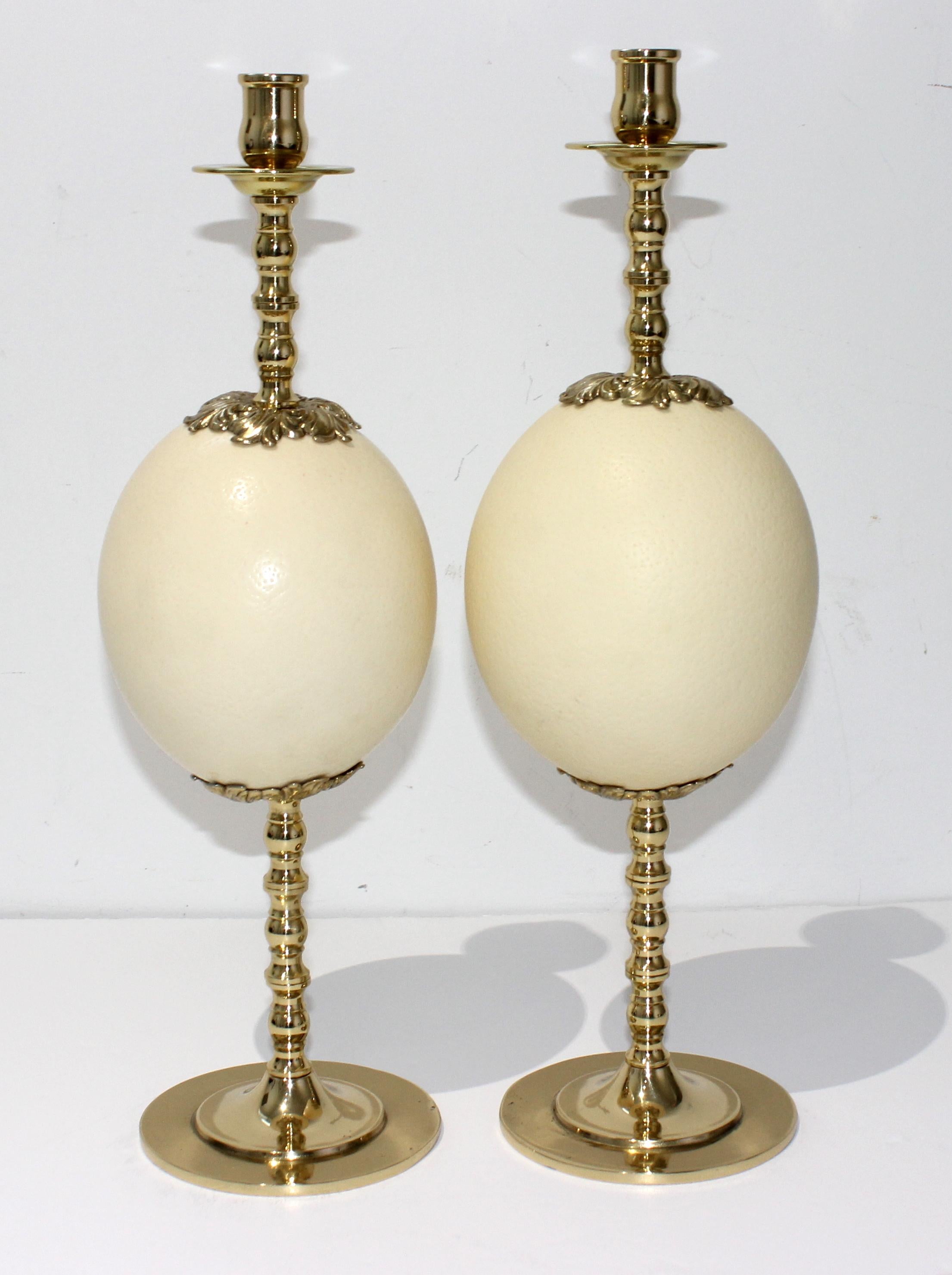 Set of Ostrich Egg Candlesticks Style of Tony Duquette In Good Condition For Sale In West Palm Beach, FL