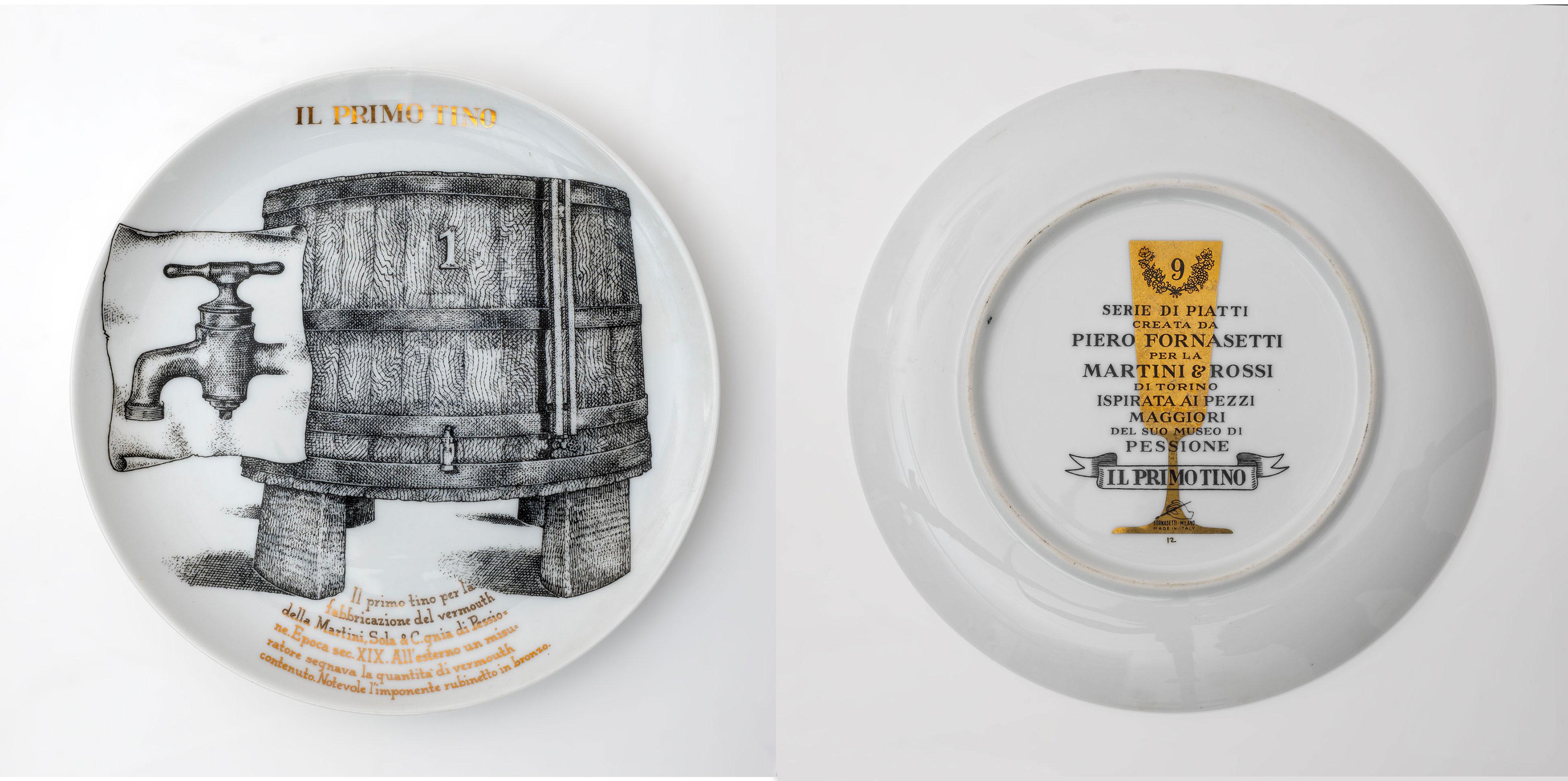 Set of P. Fornasetti Decorative Porcelain Plates for Martini & Rossi, 1960s For Sale 4