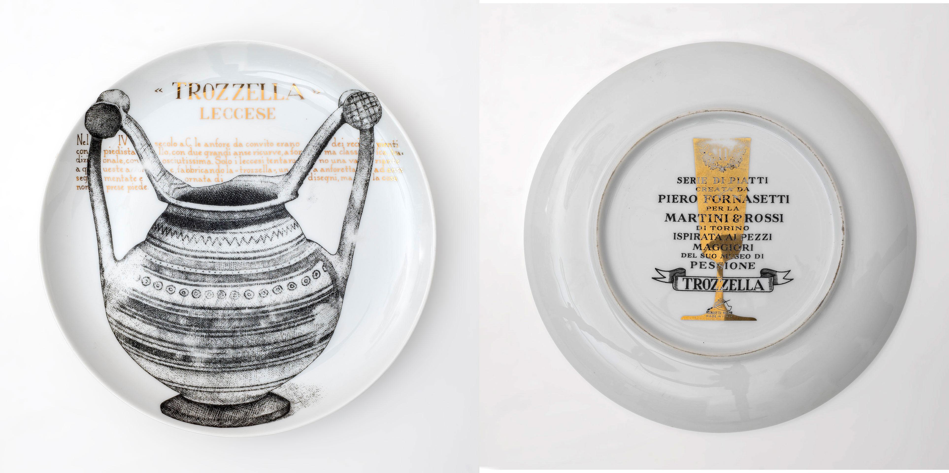 Set of P. Fornasetti Decorative Porcelain Plates for Martini & Rossi, 1960s For Sale 6