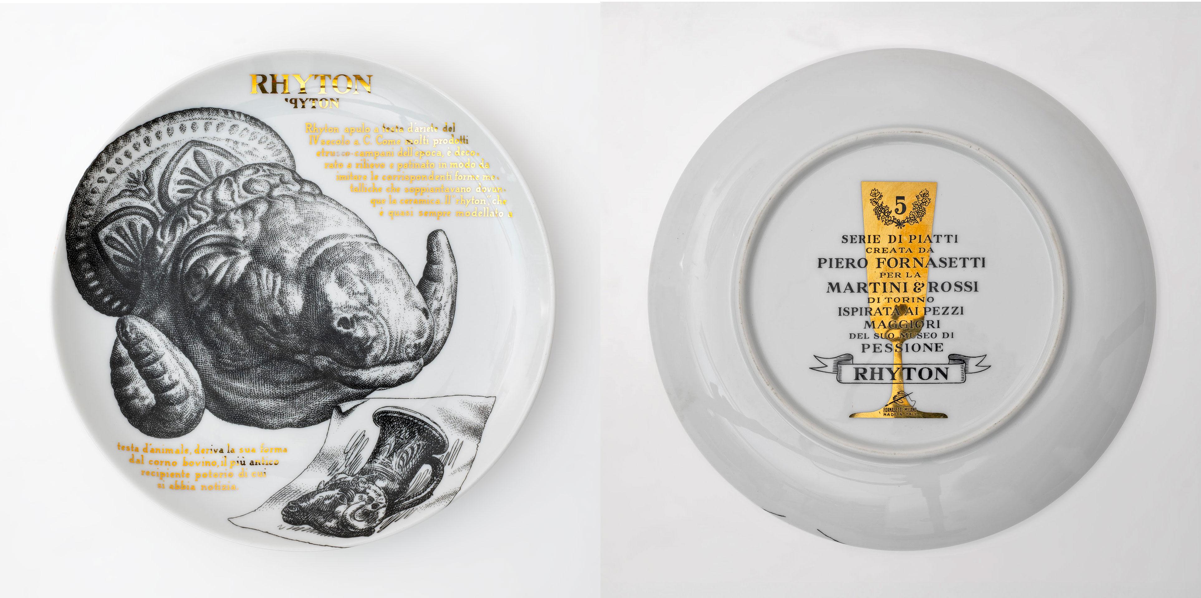 Mid-20th Century Set of P. Fornasetti Decorative Porcelain Plates for Martini & Rossi, 1960s For Sale