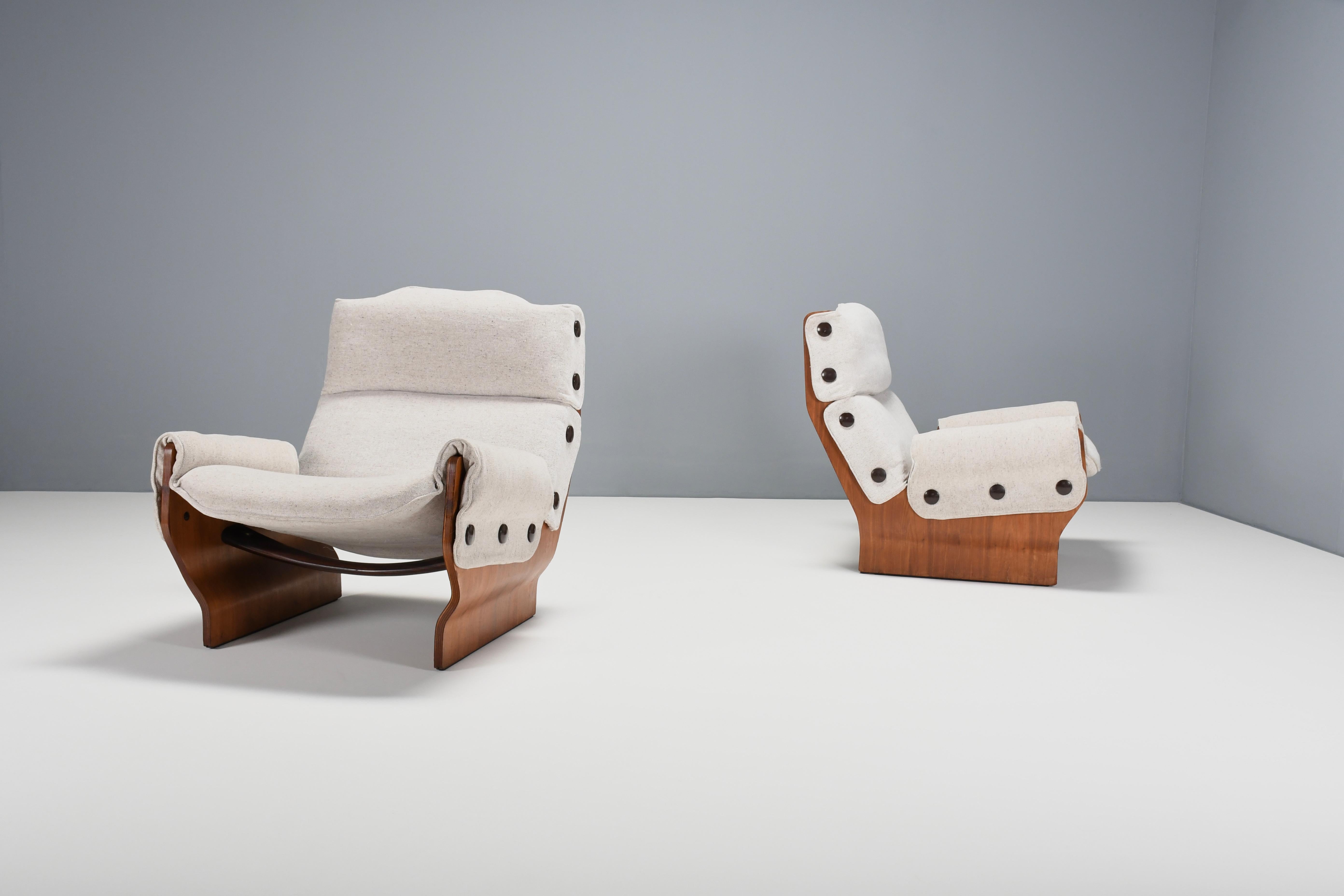 Set of P110 ‘Canada’ Lounge Chairs by Osvaldo Borsani for Tecno, Italy 1965 In Good Condition In Echt, NL