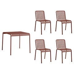 Ensemble de tables Palissade et 4 chaises, rouge fer de Ronan/Erwan Bouroullec pour Hay