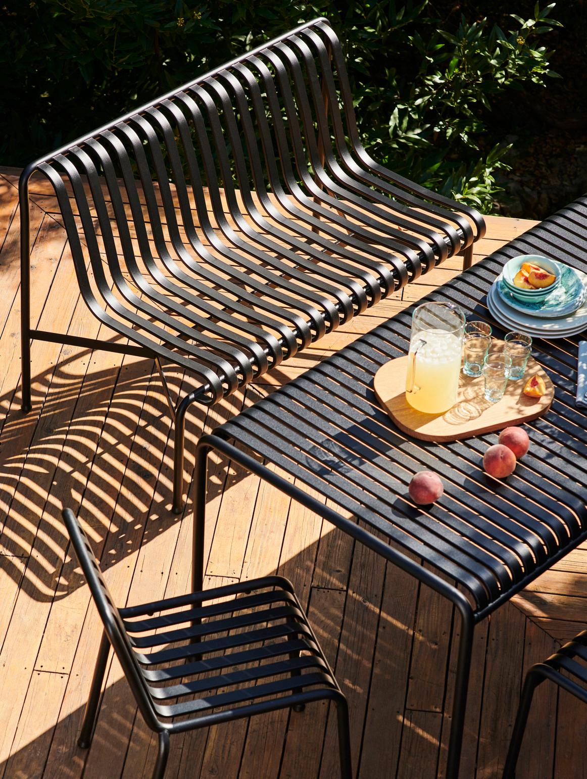 XXIe siècle et contemporain Ensemble de tables et chaises Palissade, anthracite de Ronan/Erwan Bouroullec pour Hay en vente