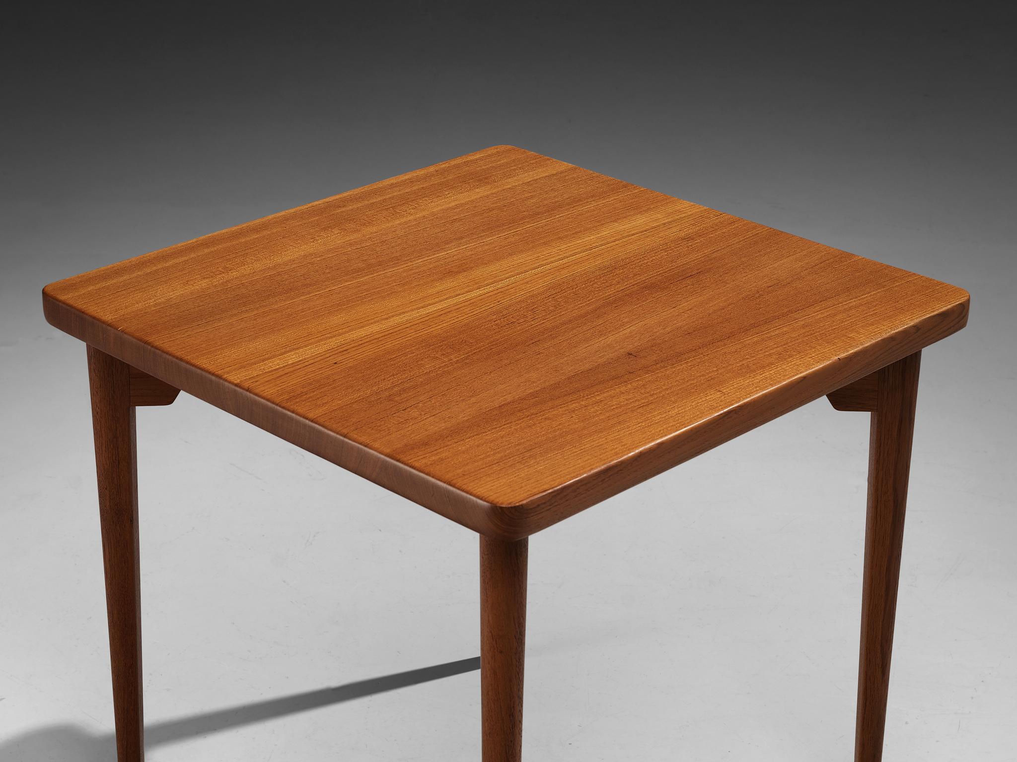 Mid-20th Century Set of Palle Suenson Side Table in Solid Teak with Edward Wormley Armchairs  For Sale