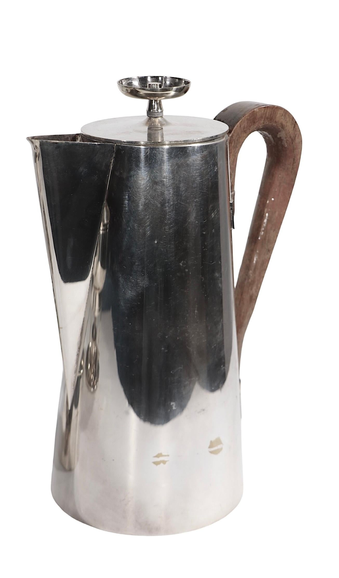 Set of Parzinger Design for Silversmiths Mueck Cary Serveware c. 1950/60's For Sale 3