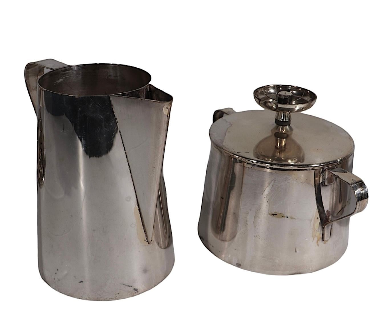 Set of Parzinger Design for Silversmiths Mueck Cary Serveware c. 1950/60's For Sale 4