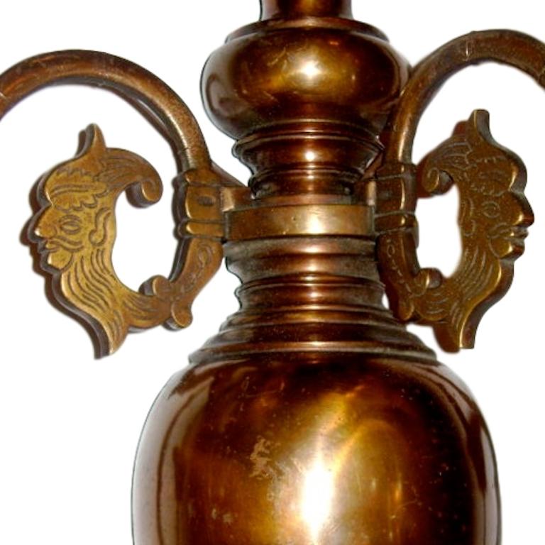 Inizio XX secolo Set di lampade olandesi in bronzo patinato, vendute a coppia in vendita