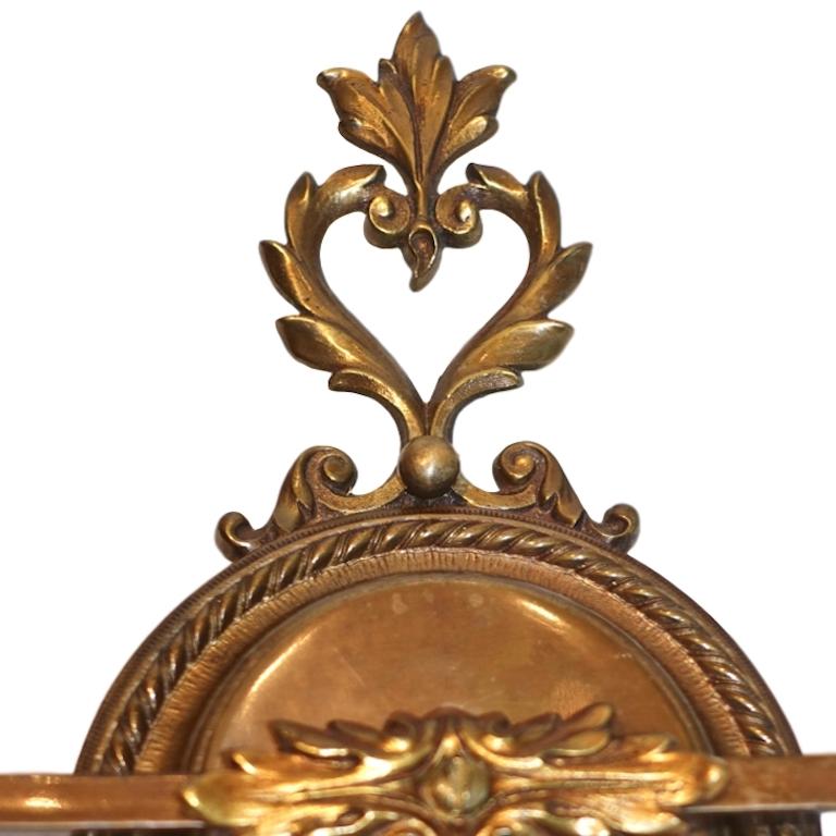 Milieu du XXe siècle Ensemble d'appliques françaises en bronze patiné, vendues par paire en vente