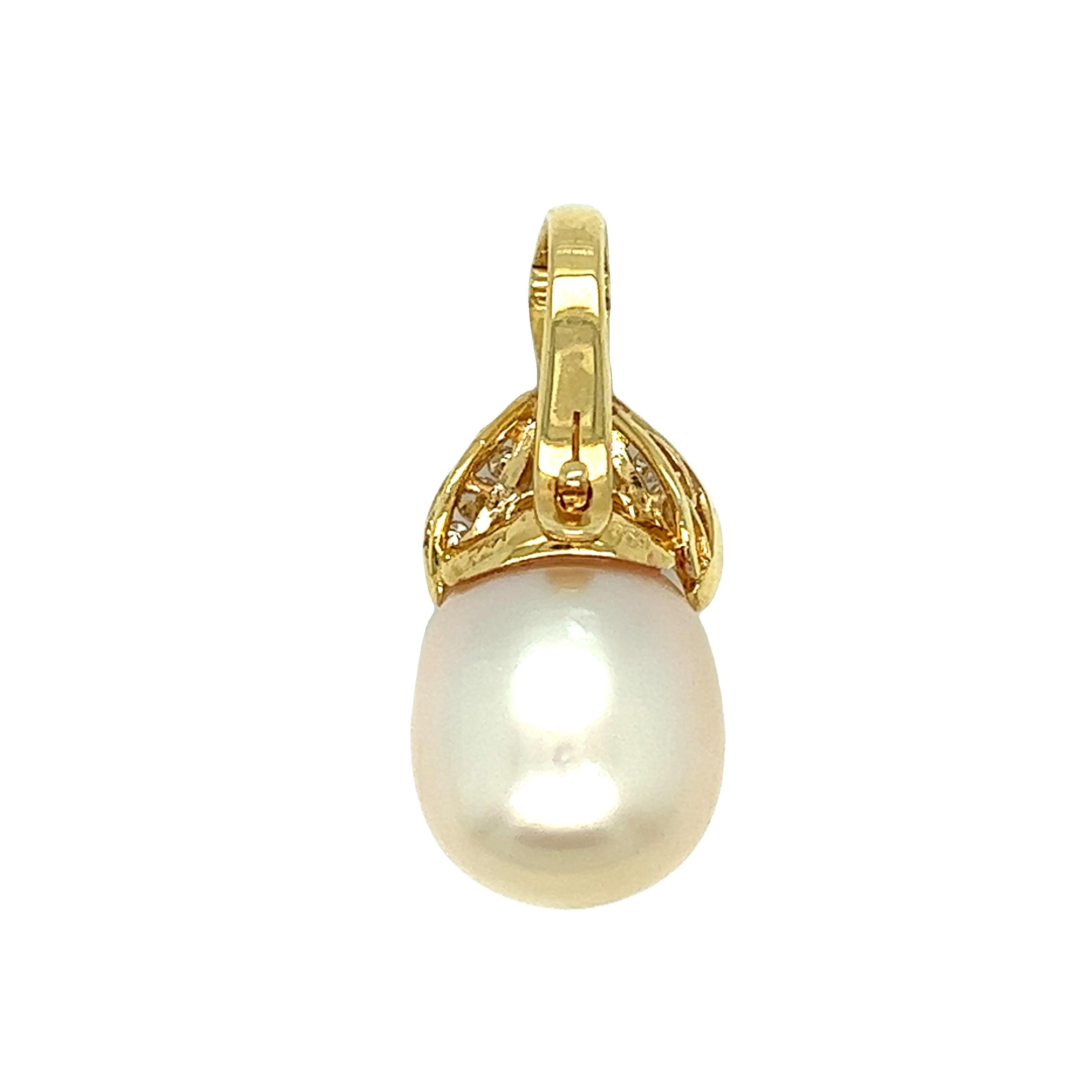Set of Pearl and Diamond Ring and Pendant Enhancer 18k Yellow Gold For Sale 6