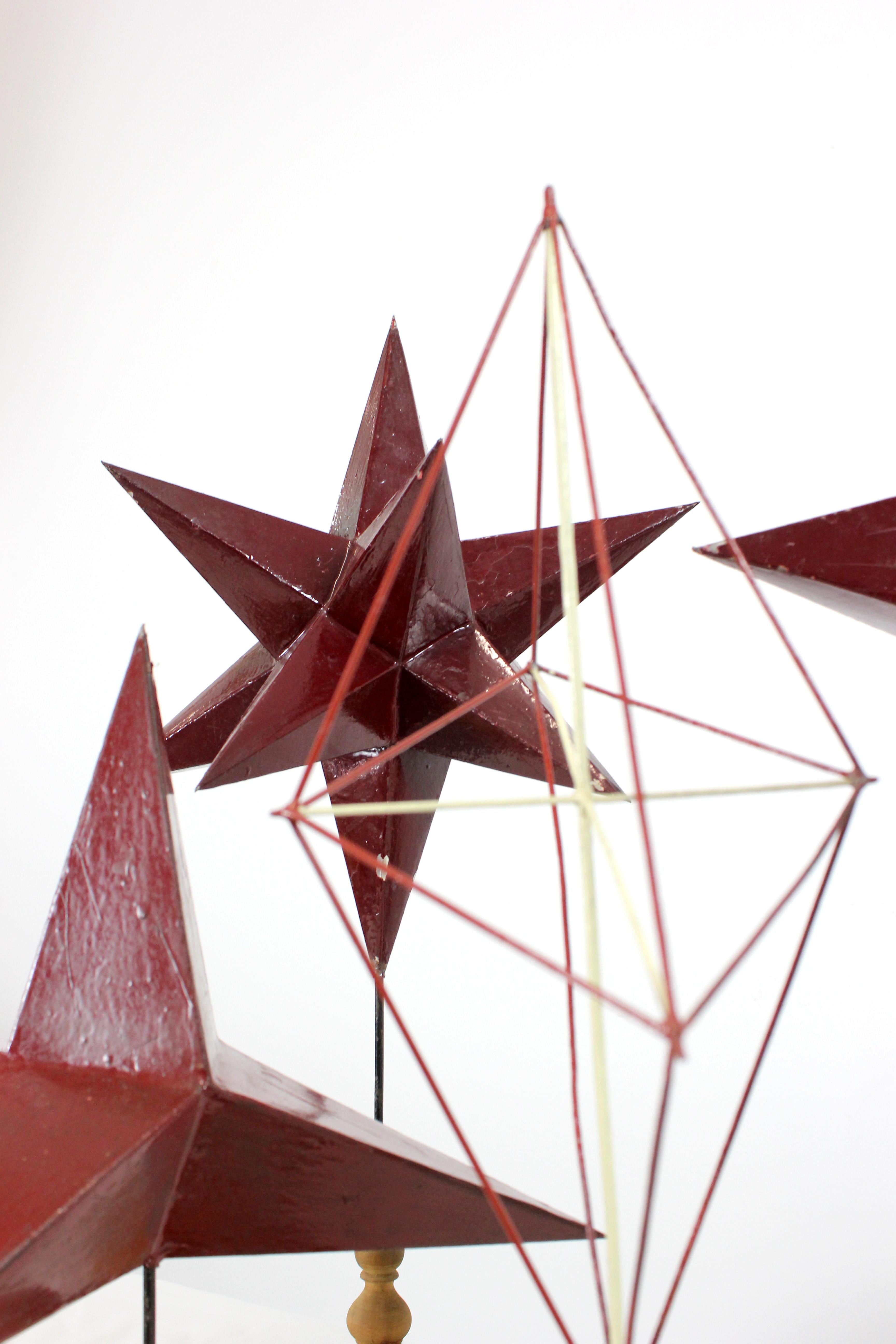 Set of pedagogical models of polygonal shapes in red lacquered zinc with wood im Angebot 5