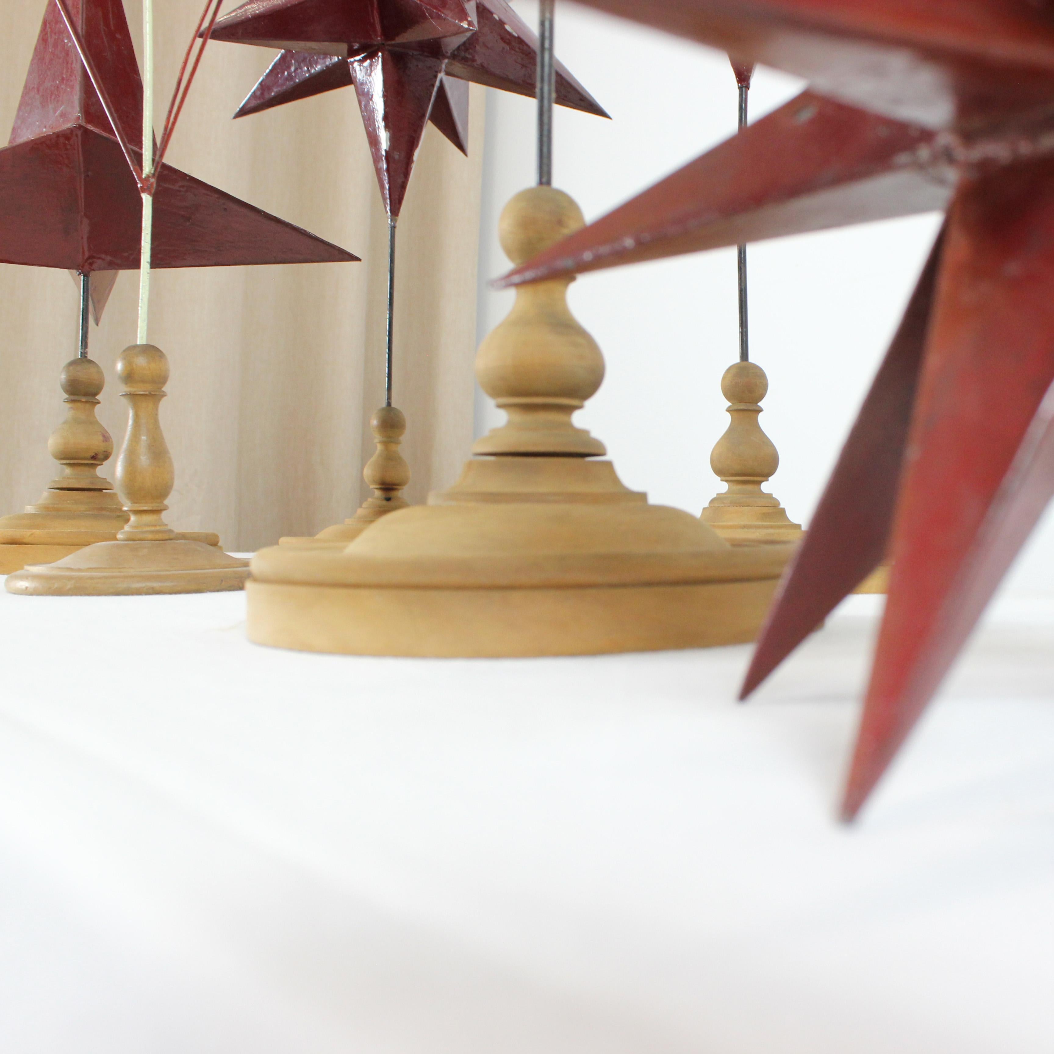 Set of pedagogical models of polygonal shapes in red lacquered zinc with wood im Angebot 7
