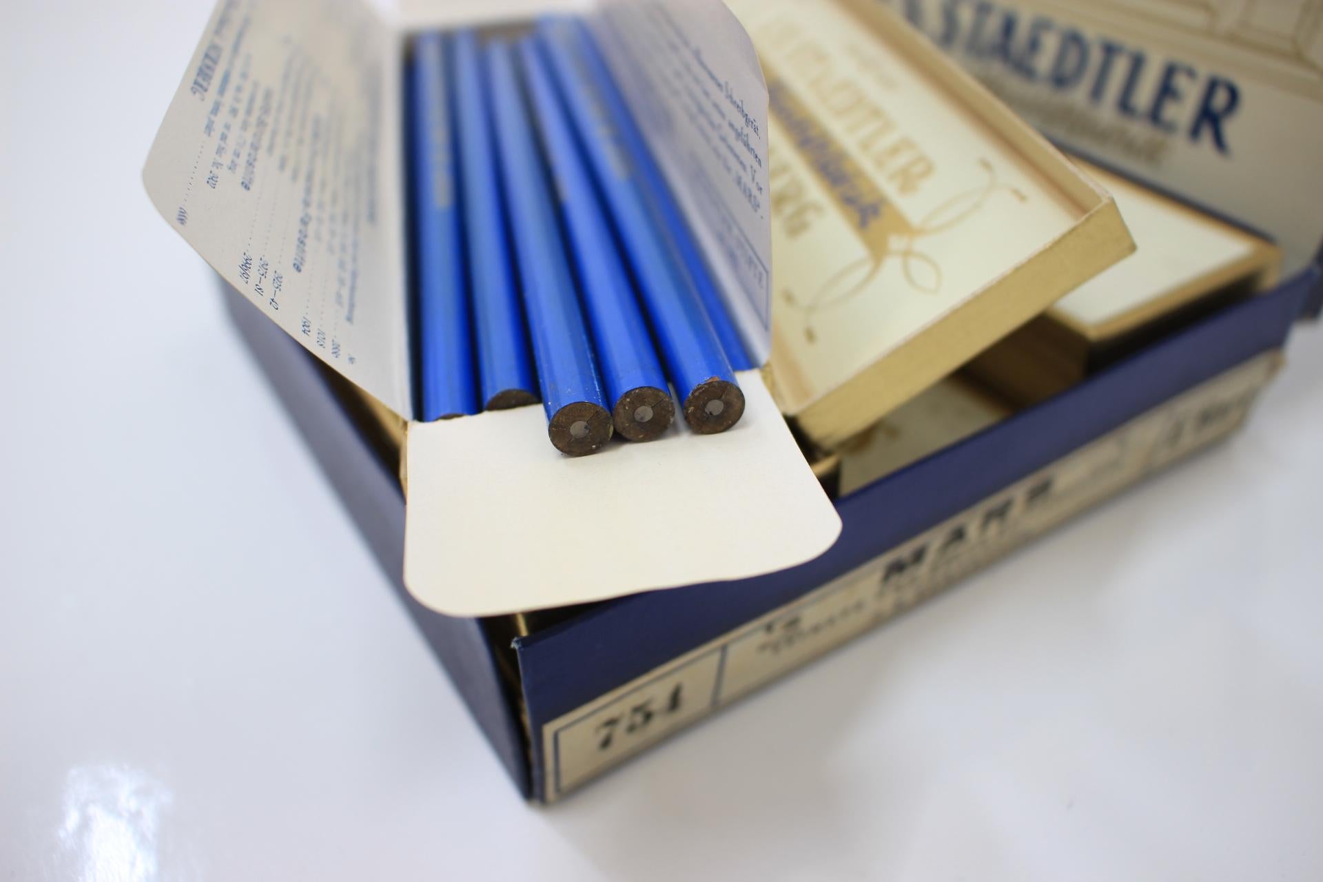 Set von Bleistiften von Mars Bleistift Fabrik, J. S. Staedtler, 1937 (Deutsch)