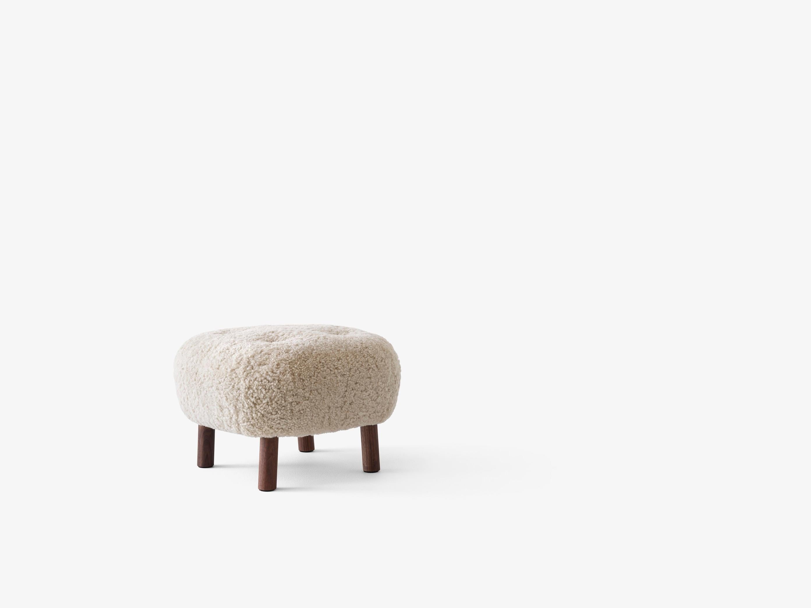 Set of Petra Lounge Chair & Pouf-Sheepskin Moonlight/Walnut- Viggo Boesen for &T In New Condition For Sale In Dubai, AE