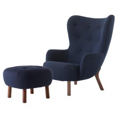 Set of Petra Lounge Chair & Pouf-Vidar554 Fabric Kvadrat/Walnut- by Viggo Boesen