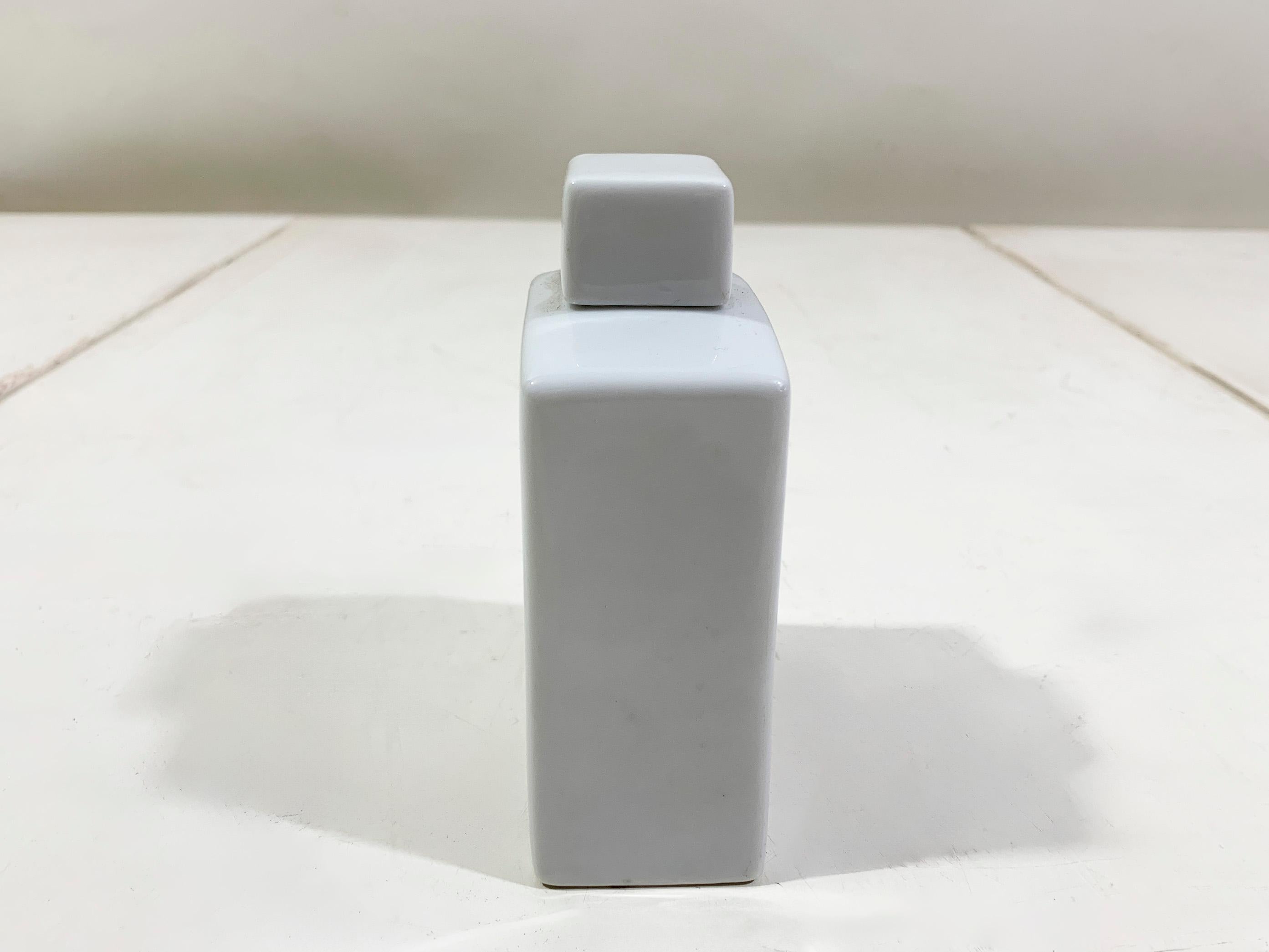 Set of Picasso Licensed Tognana Porcelain Bottle and Vase, for MMI, Italy For Sale 5