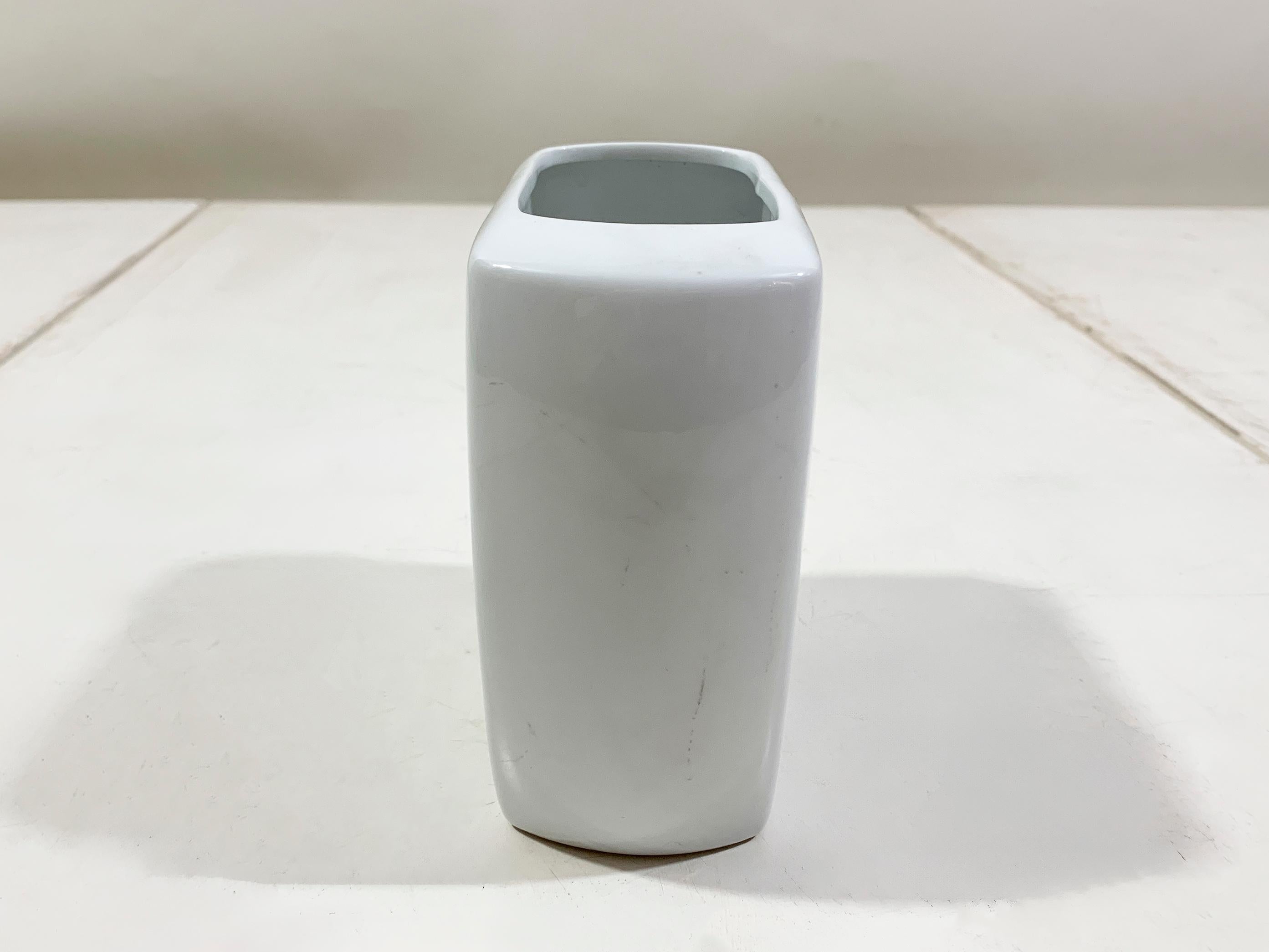 Modern Set of Picasso Licensed Tognana Porcelain Bottle and Vase, for MMI, Italy For Sale