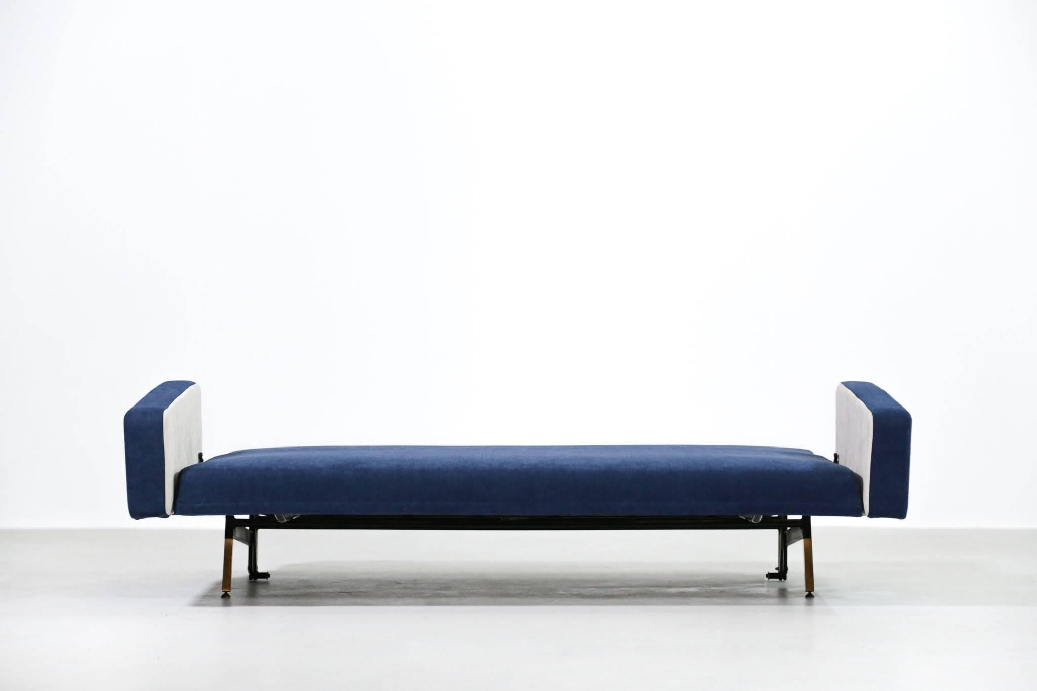 Set of Pierre Guariche Sofa Bed and Pair of Armchairs for Airborne French Design For Sale 4
