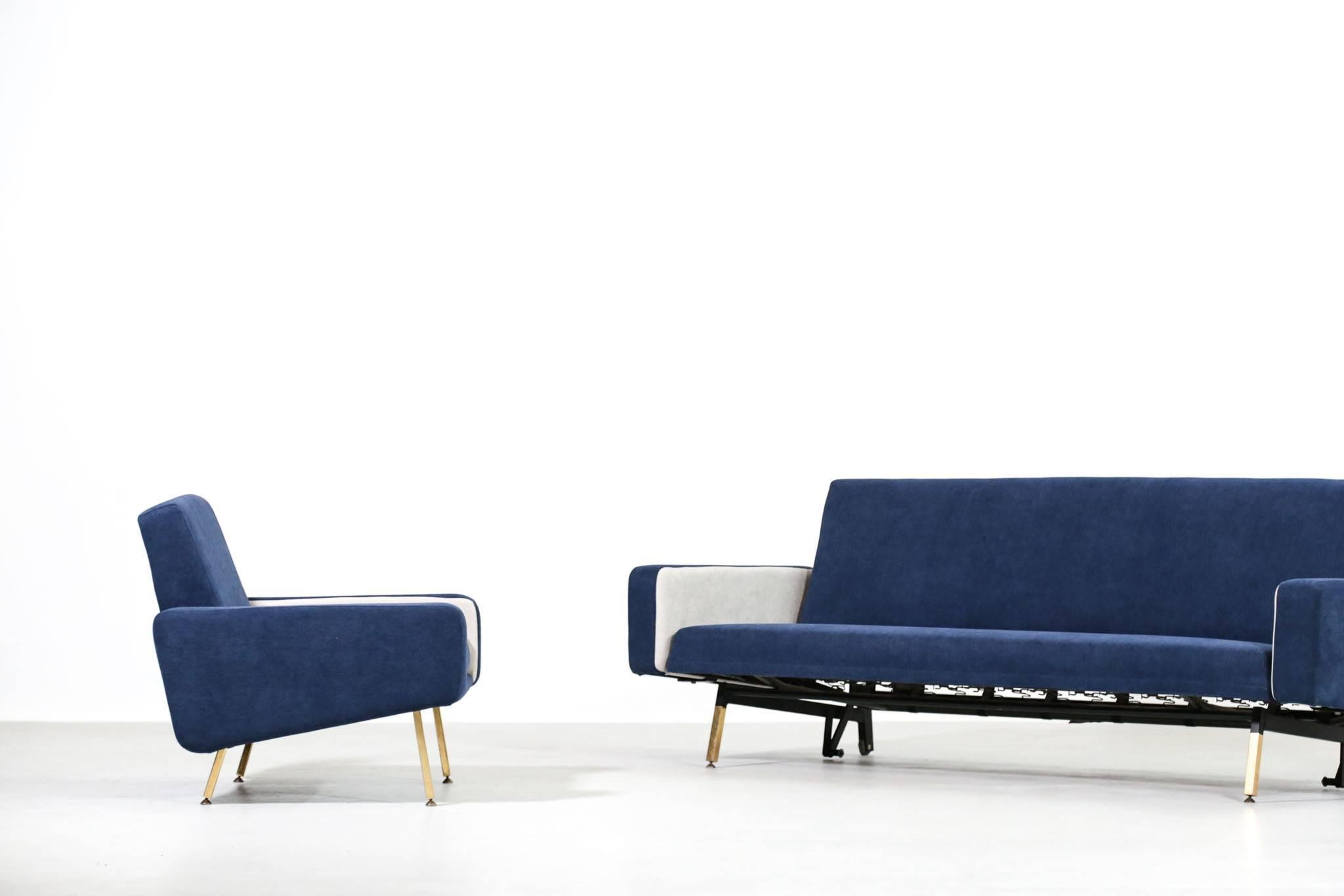 Rare ensemble du designer français Pierre Guariche pour Airborne
Canapé et chaises longues.
Nous pouvons partager le lot.
Tapisserie d'ameublement fraîchement refaite.
    