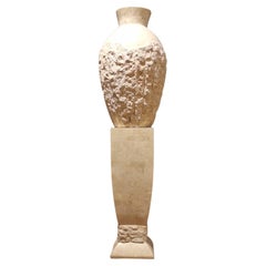 Ensemble de pilier et de vase en travertin, Italie