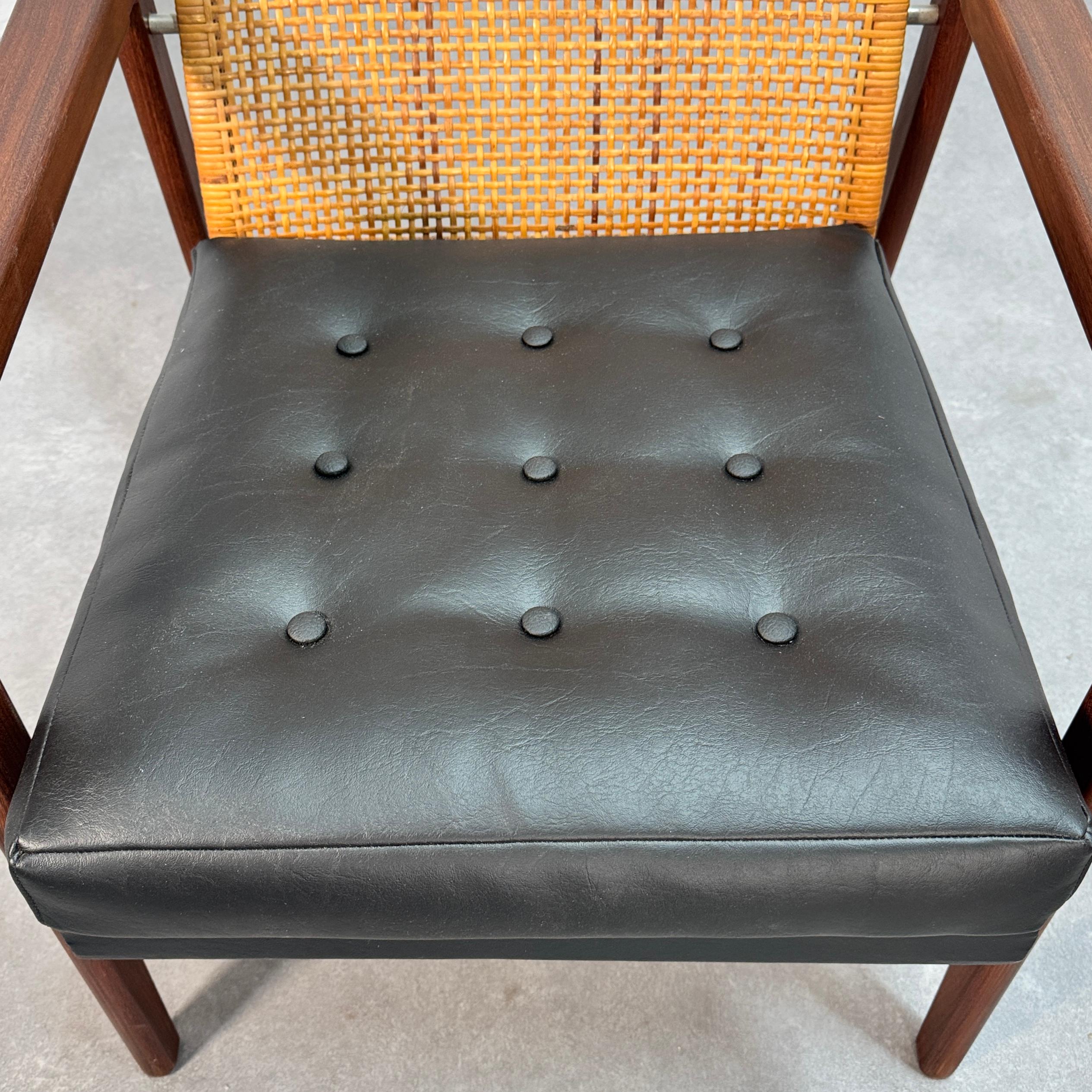 Imitation cuir Ensemble de P.J. Fauteuils de salon Muntendam pour Gebr. Jonkers, années 1960 en vente