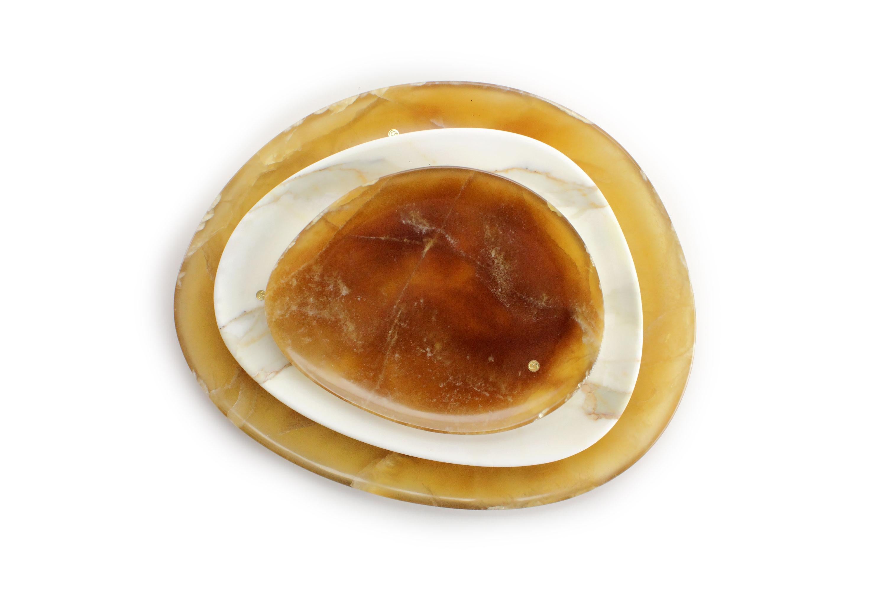 Modern Plate Platter Serveware Set Amber Onyx White Calacatta Marble Hand-carved Italy For Sale