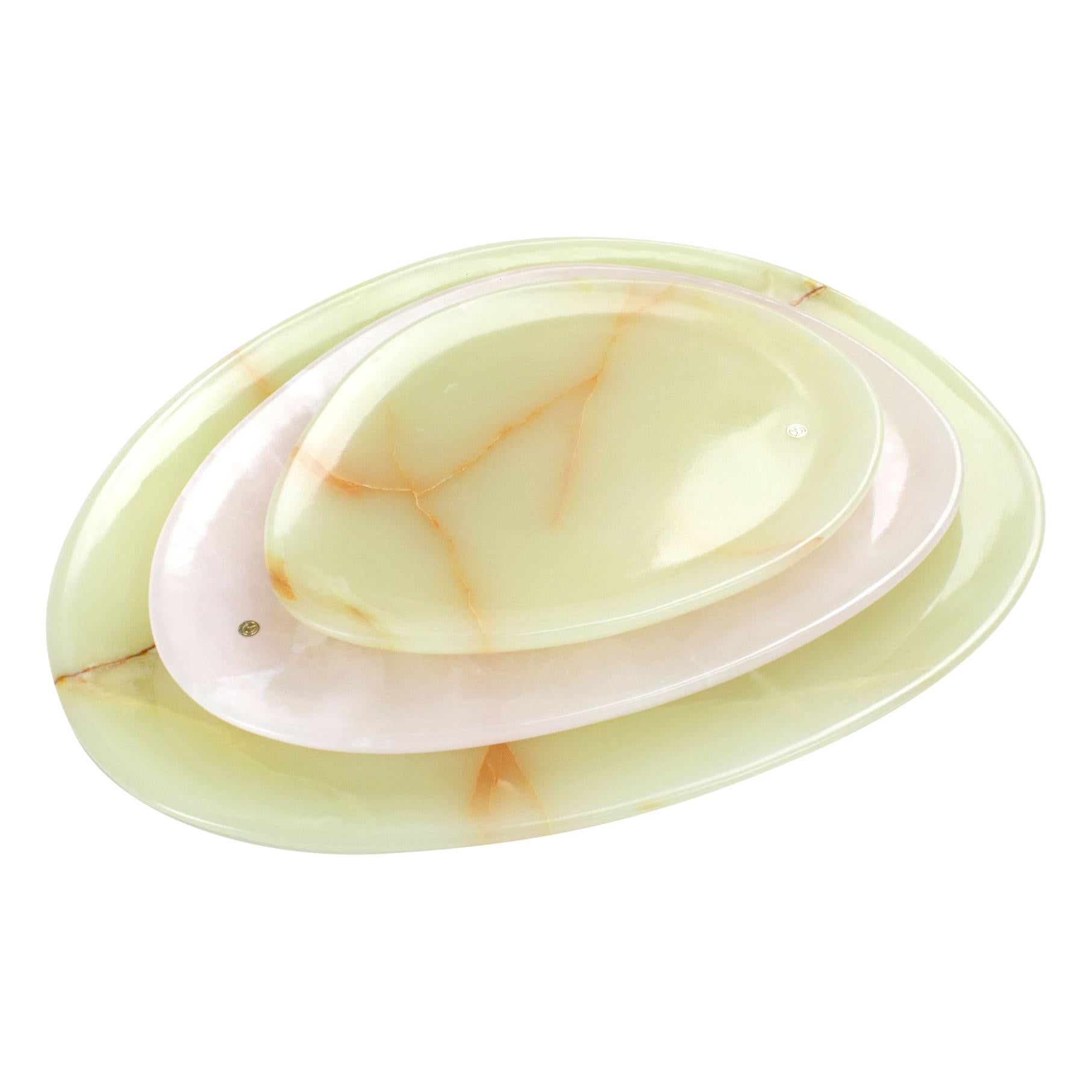 Set di piatti, piatti da portata, piatti solidi in marmo verde rosa onice scolpiti a mano Italia