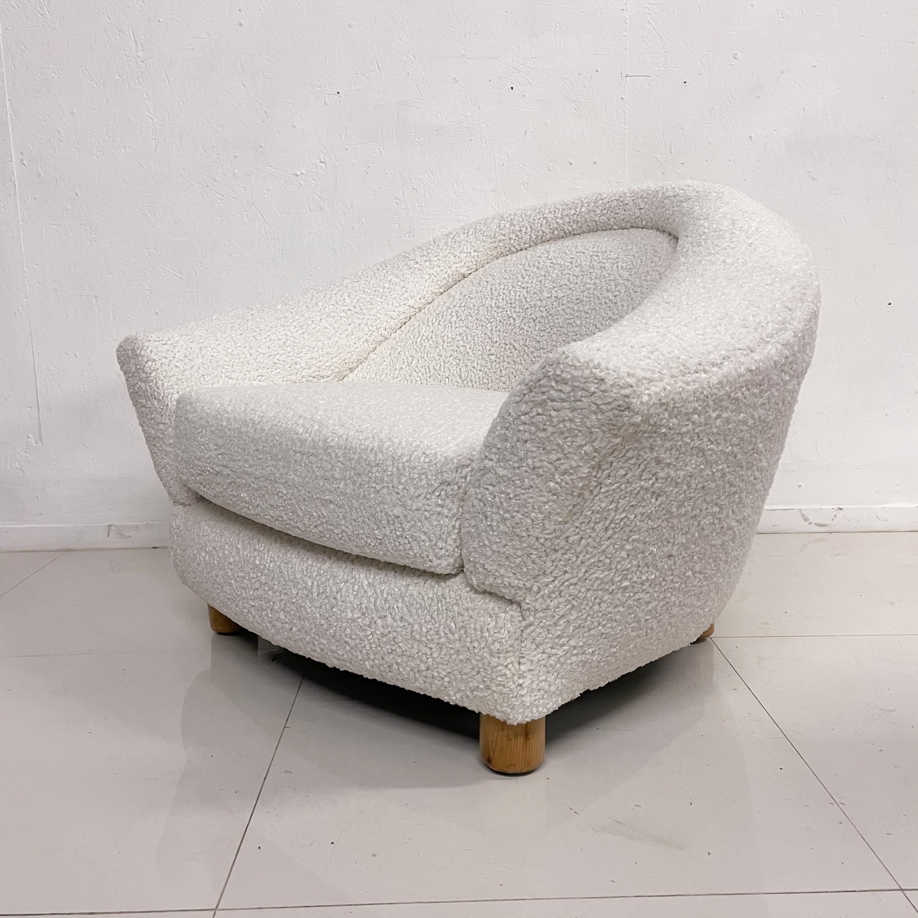Late 20th Century 1970s Modern French Plush Polar Bear White Lounge Chairs