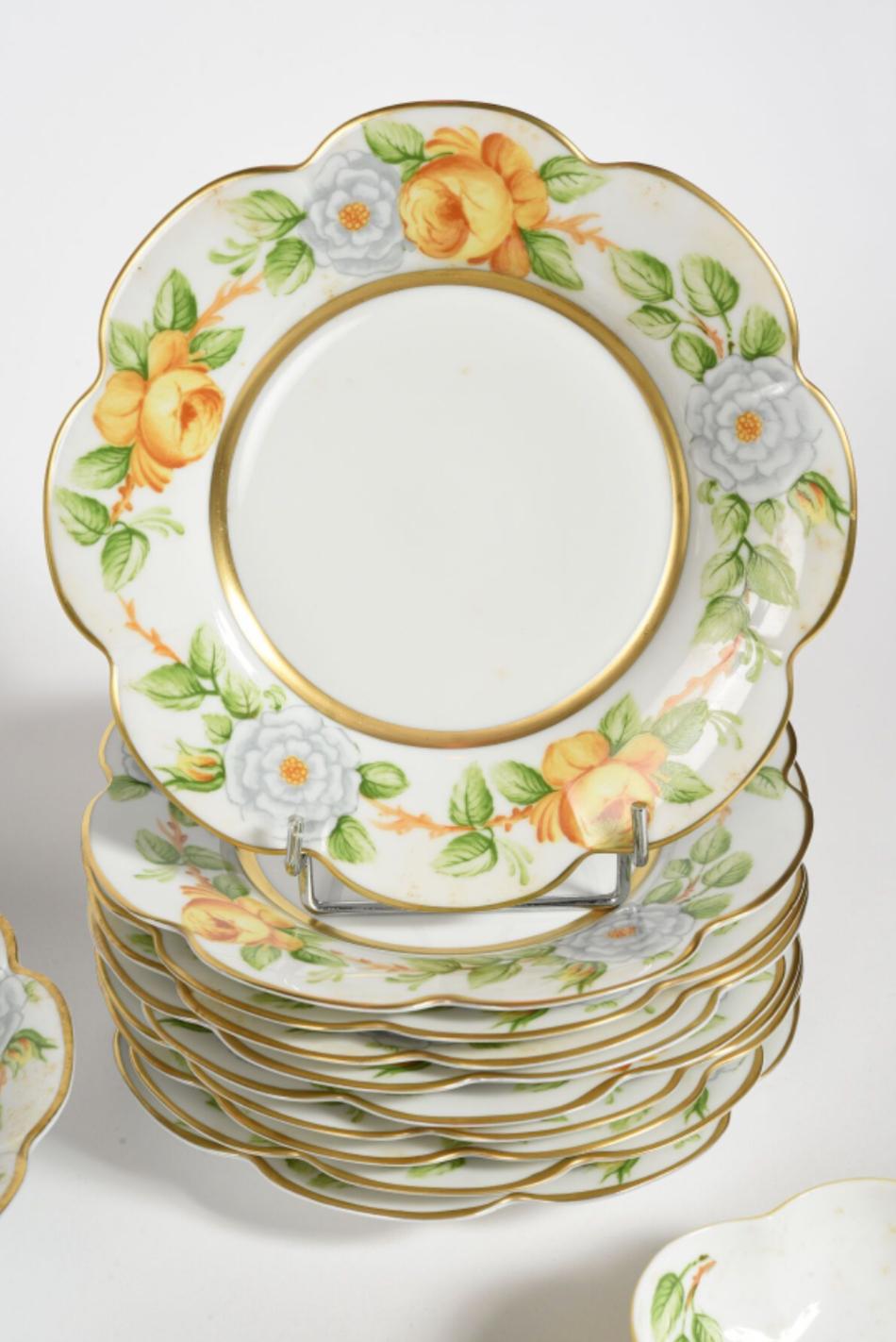 French Set of Porcelain Service by Giovanna Amoruso Manzari and Limoges for Nina Ricci For Sale