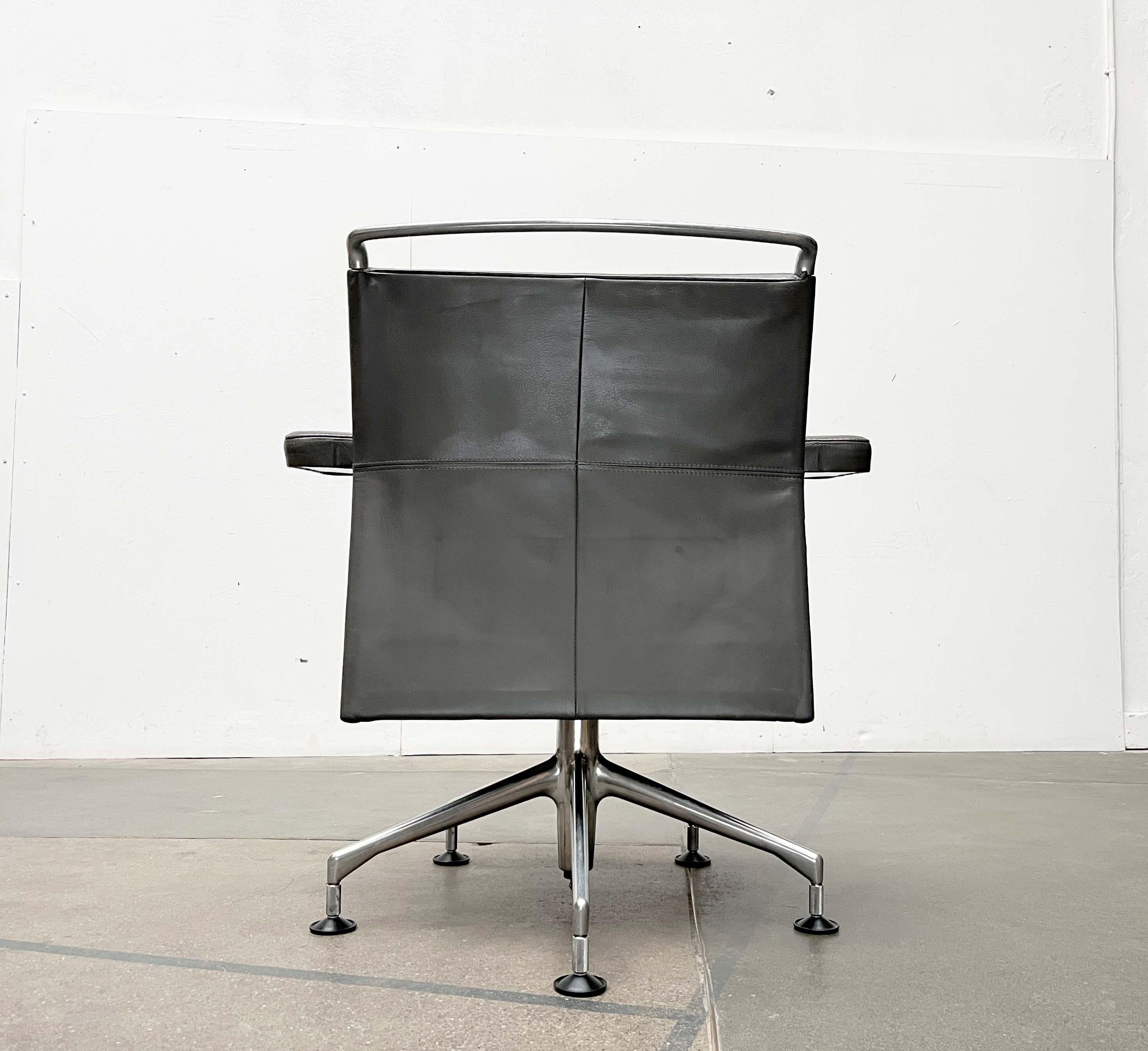 Postmoderno Set di poltrone girevoli postmoderne in pelle AC2 di Antonio Cittero per Vitra anni '90 in vendita