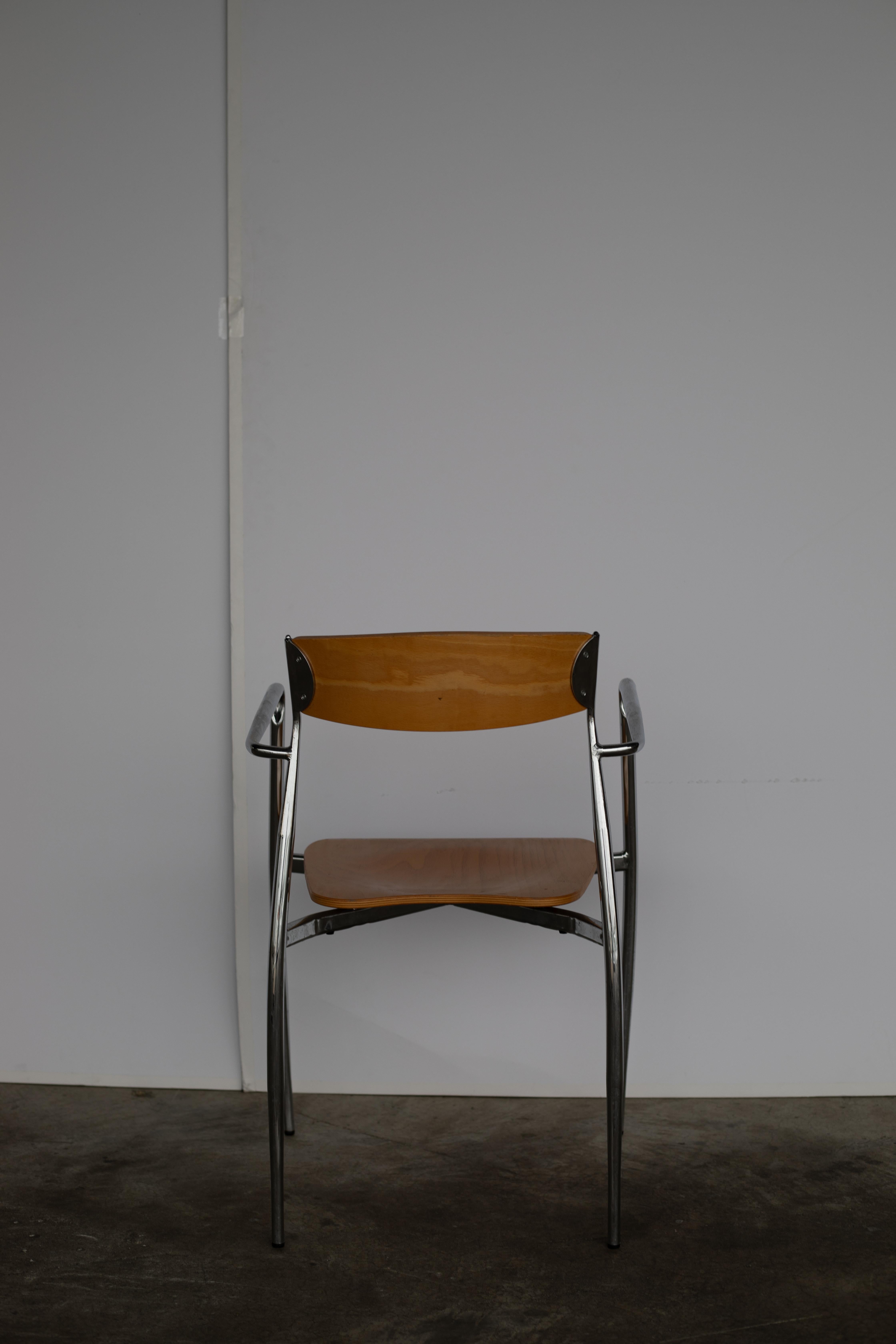 XX secolo Set di poltrone postmoderne in cromo e bengala in vendita