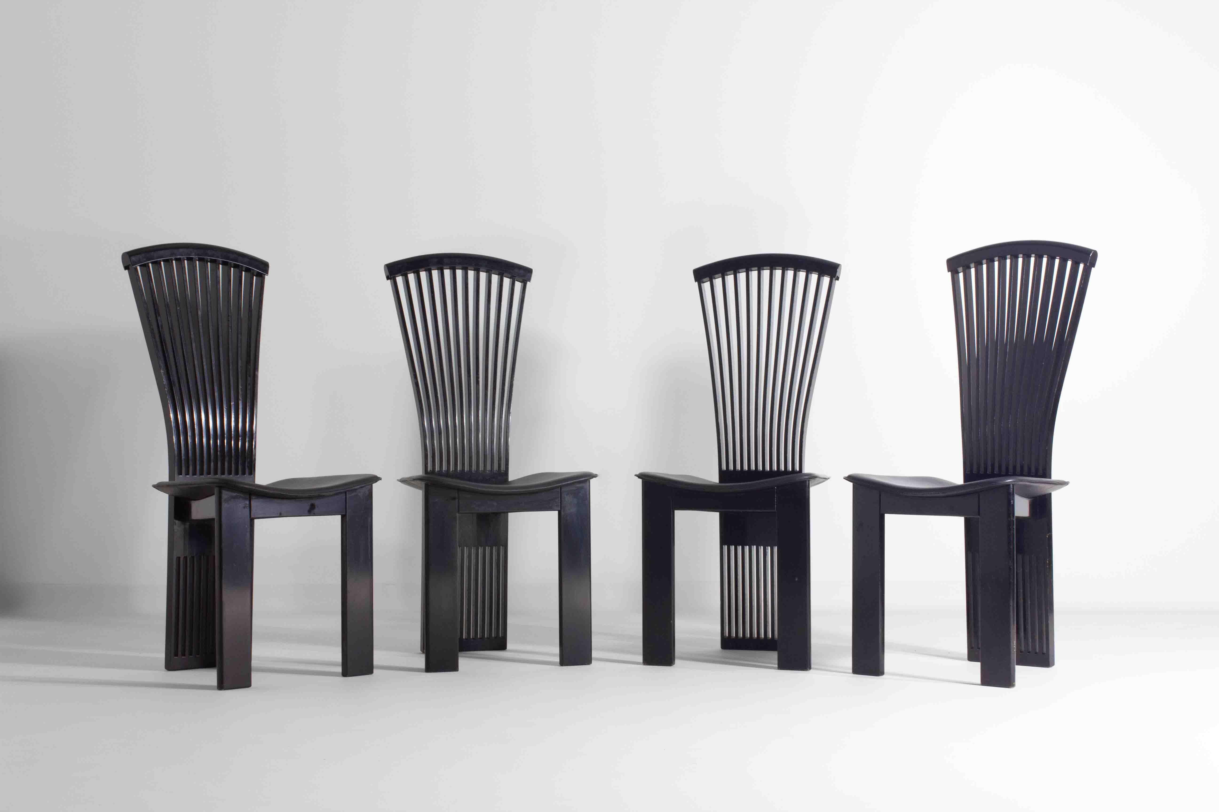 Set postmoderner „Fan“-Stühle von Pietro Costantini, Italien 1980er Jahre (Postmoderne) im Angebot