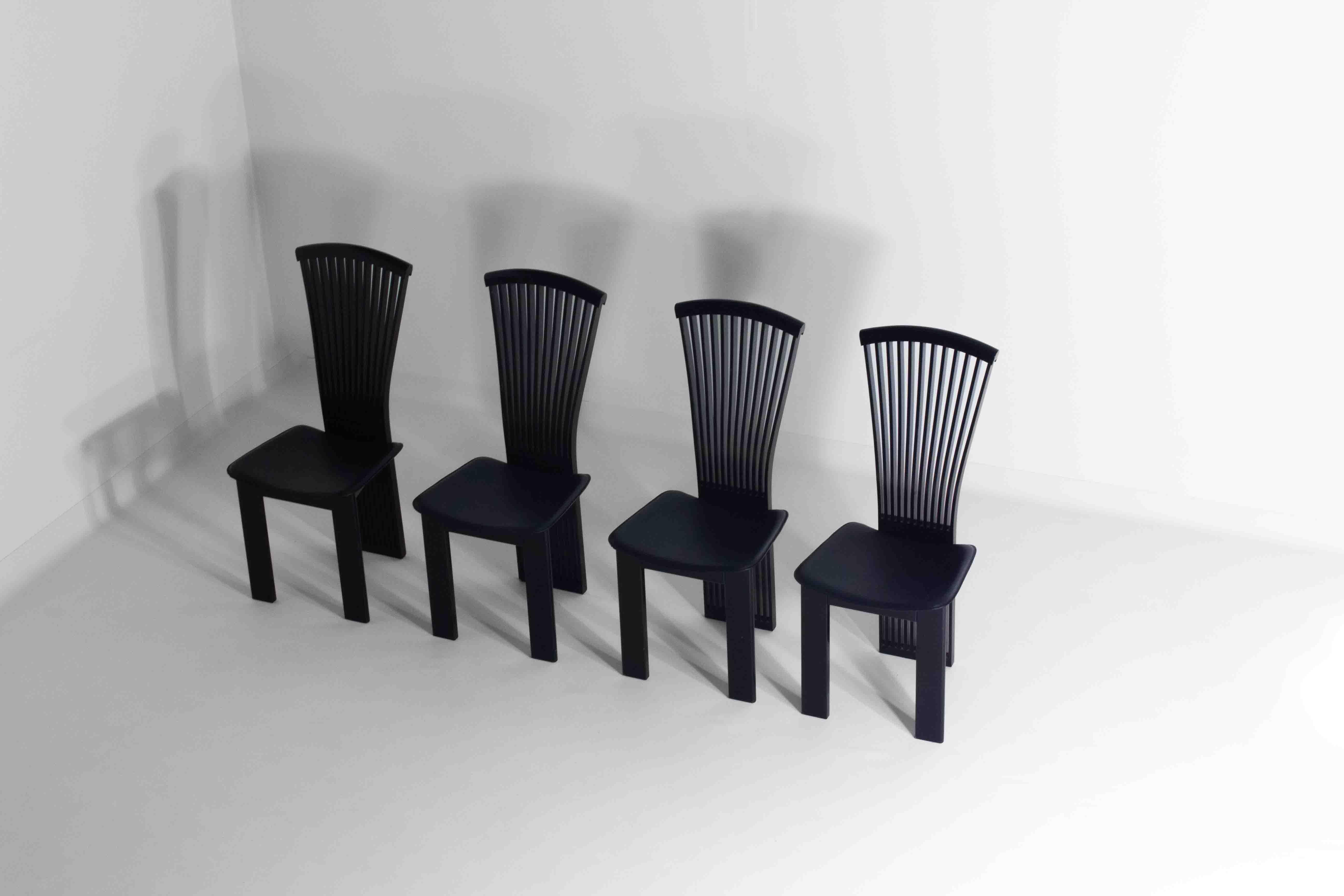 Set of postmodern 'Fan' chairs by Pietro Costantini, Italy 1980s In Good Condition For Sale In Antwerpen, VAN
