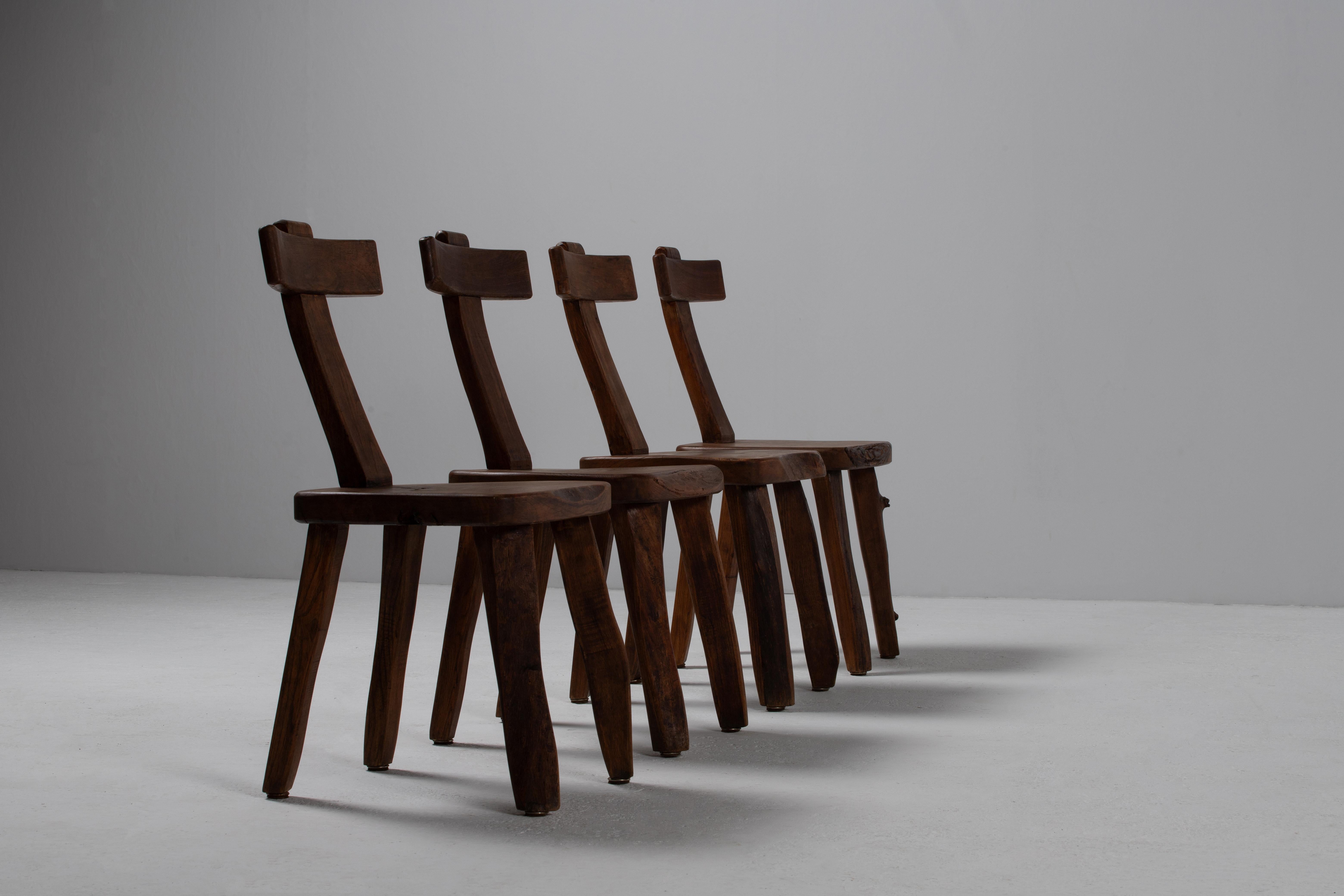 Set di sedie primitive brutaliste in legno massiccio, sedie T, Olavi Hänninen in vendita 1