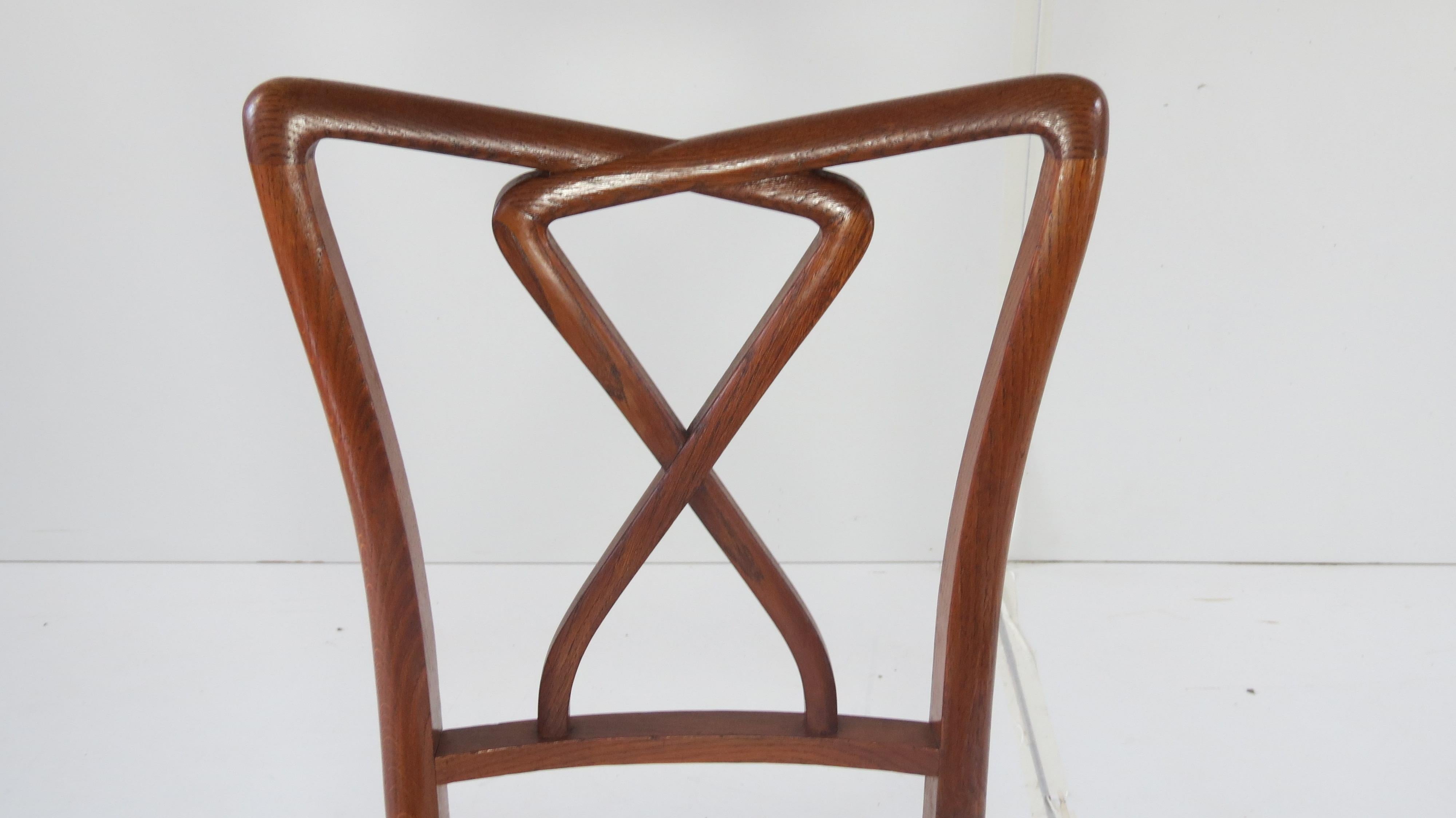 Set of Rare Important Walnut 12 Dining Chairs Attributed Paolo Buffa, circa 1950 5