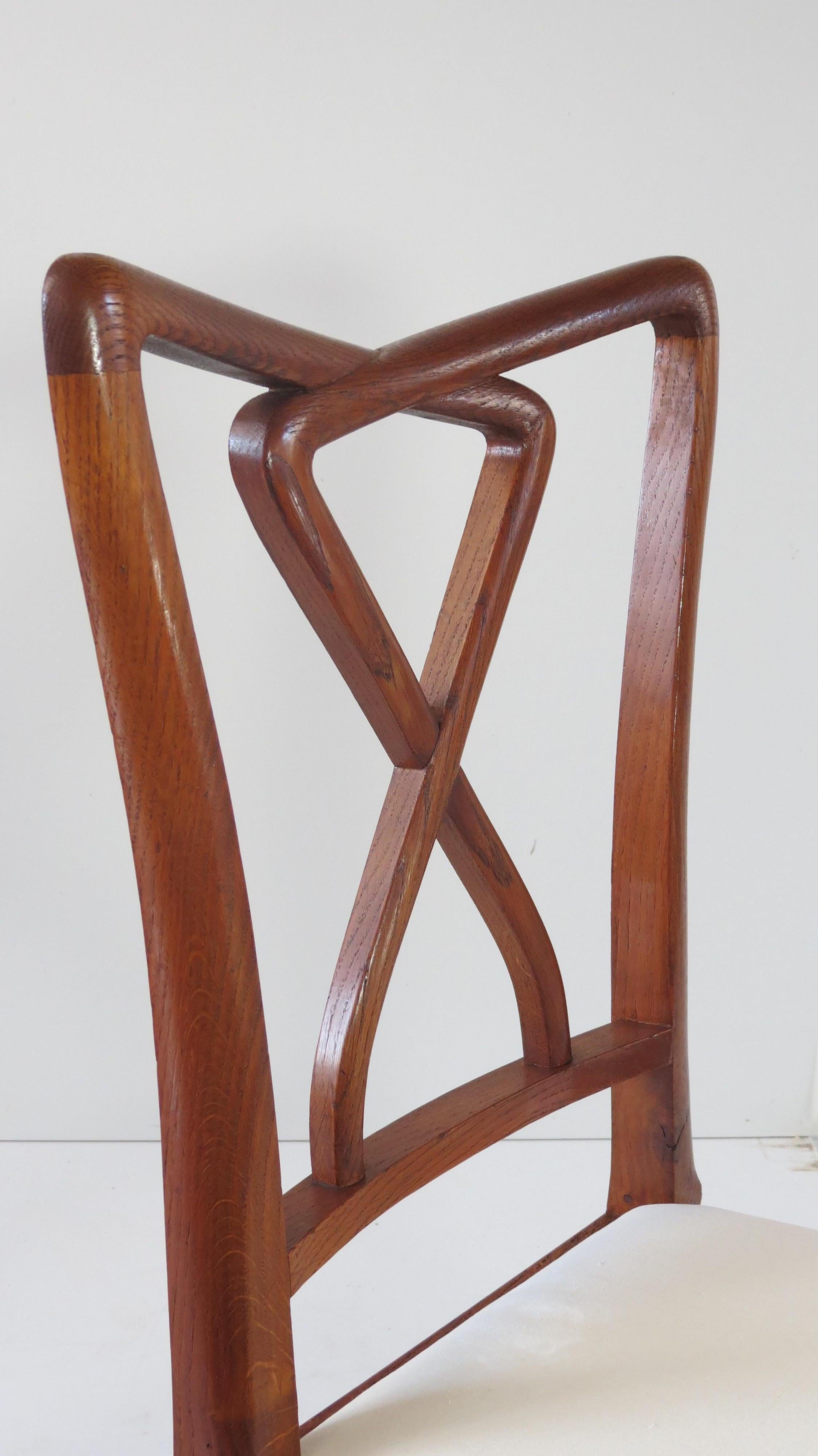 Set of Rare Important Walnut 12 Dining Chairs Attributed Paolo Buffa, circa 1950 8