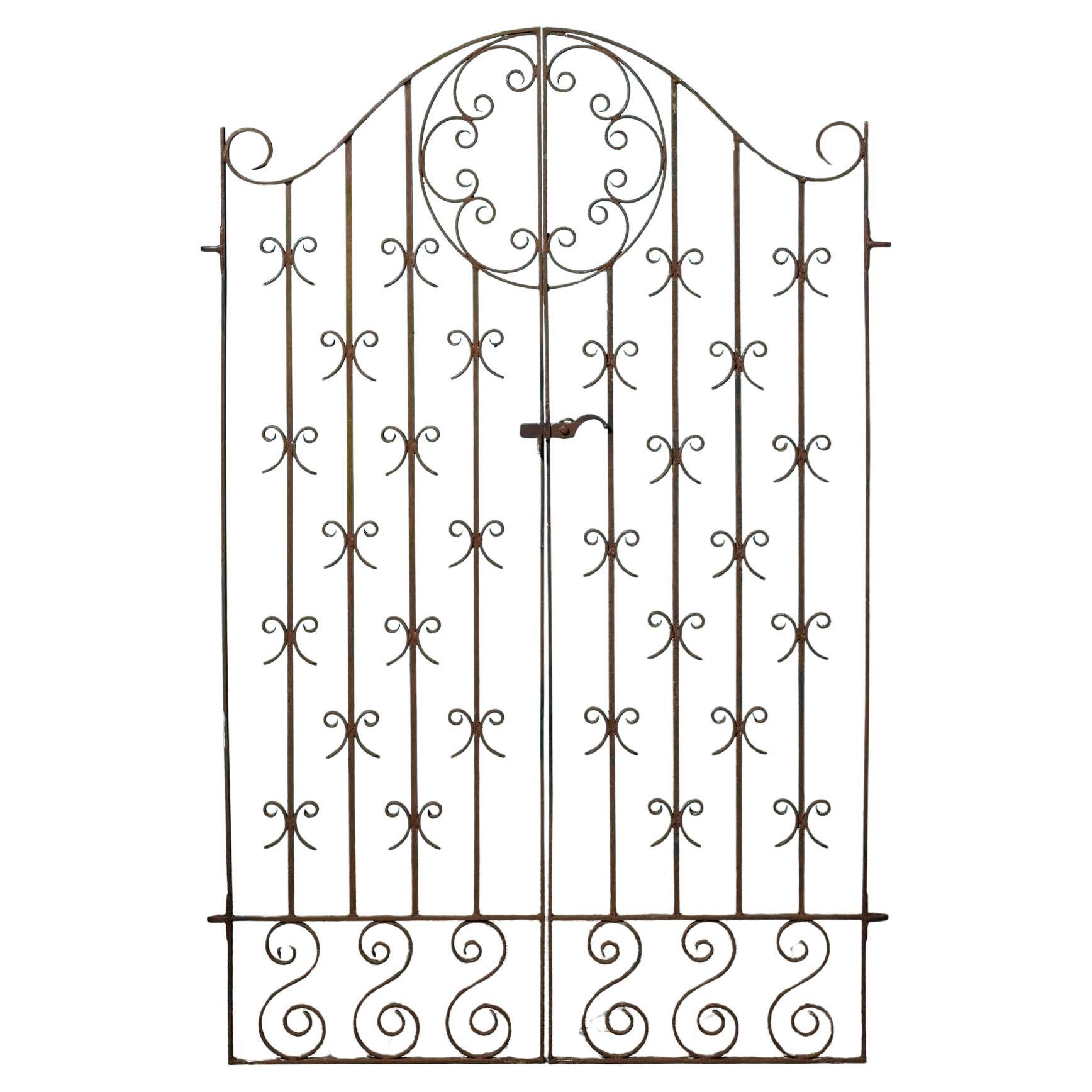 Set di cancelli da giardino di metà secolo recuperati in vendita