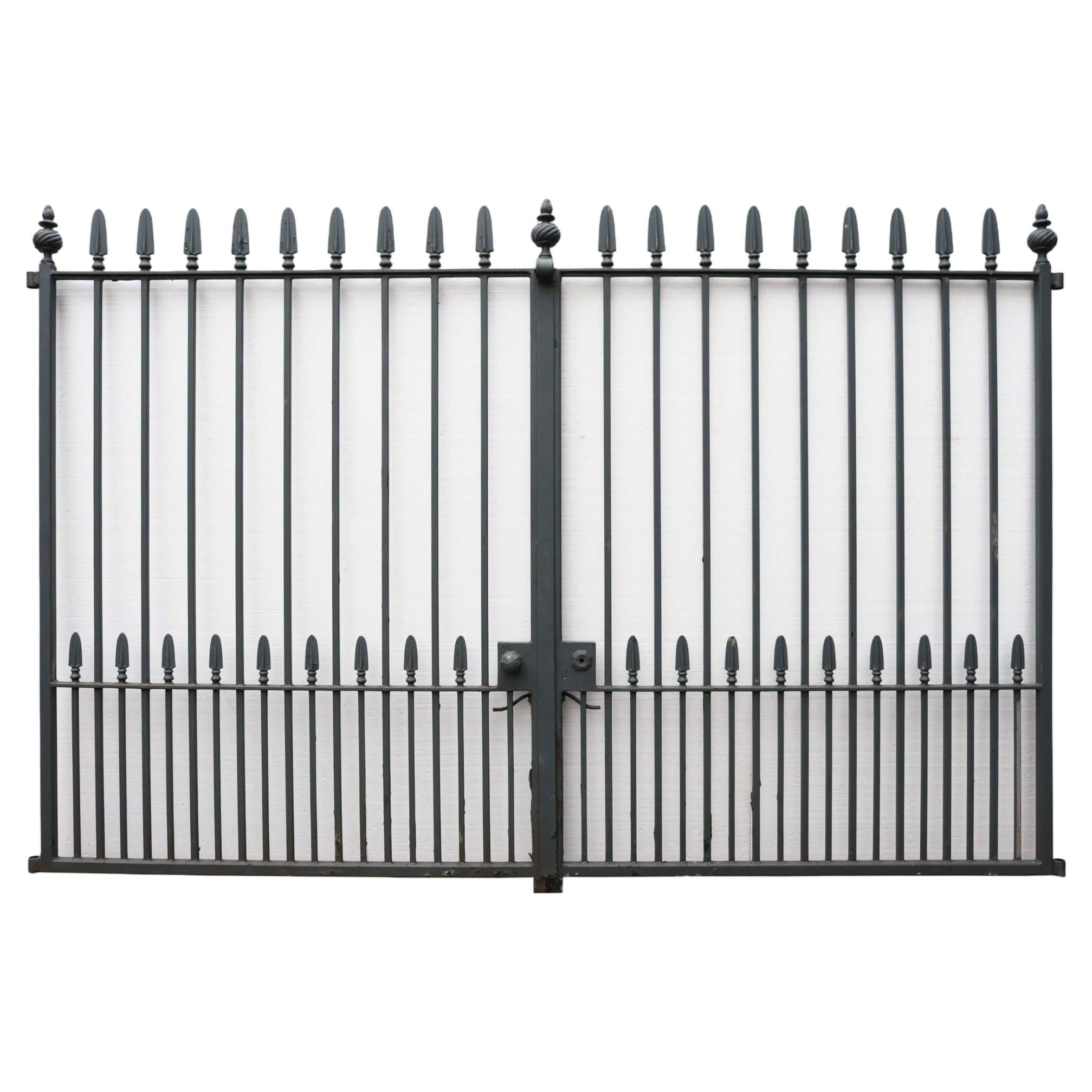 Set of Reclaimed Steel Driveway Gates 313 cm (10’3”) For Sale