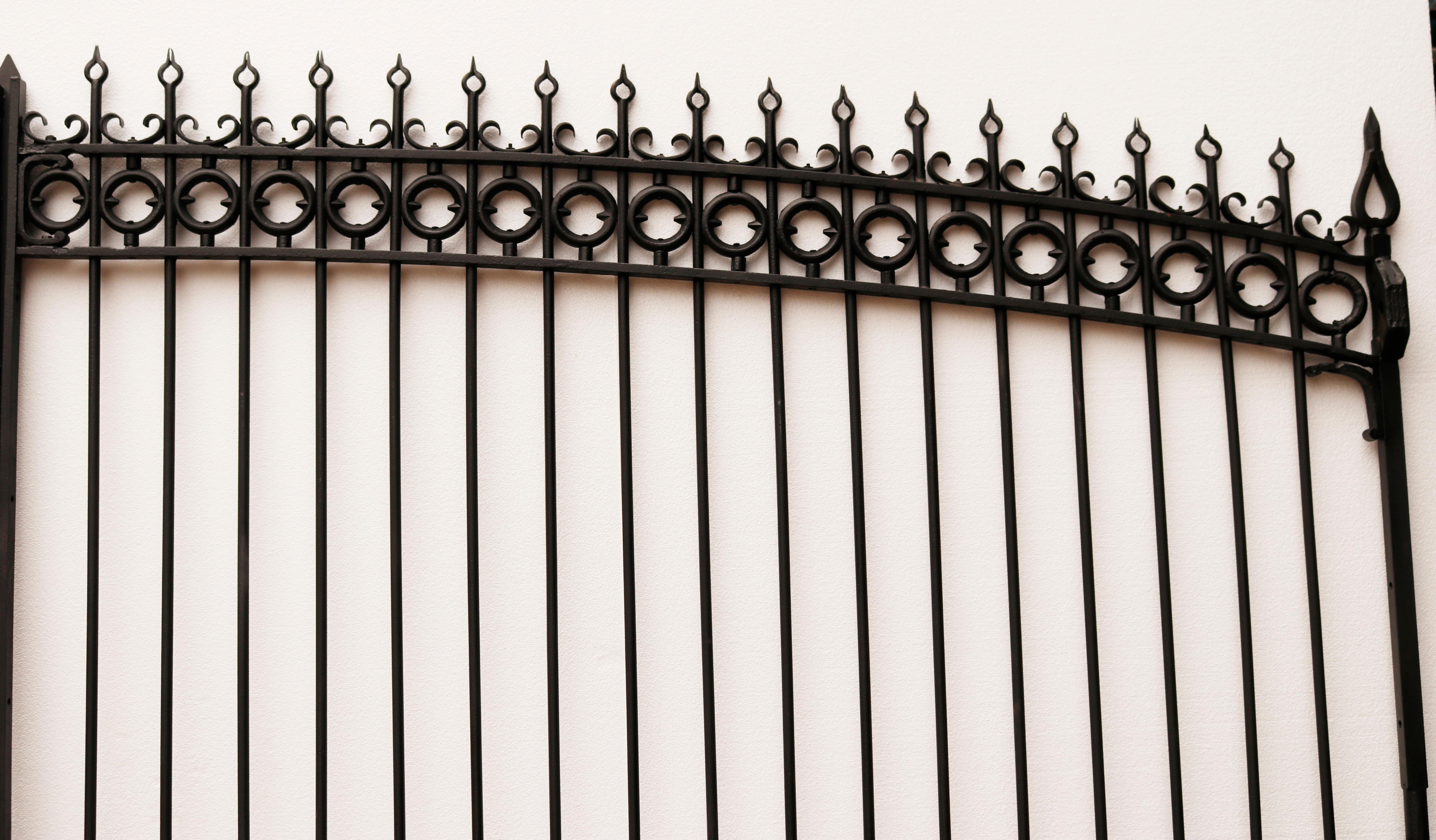 Set of Reclaimed Wrought Iron Gates In Good Condition For Sale In Wormelow, Herefordshire