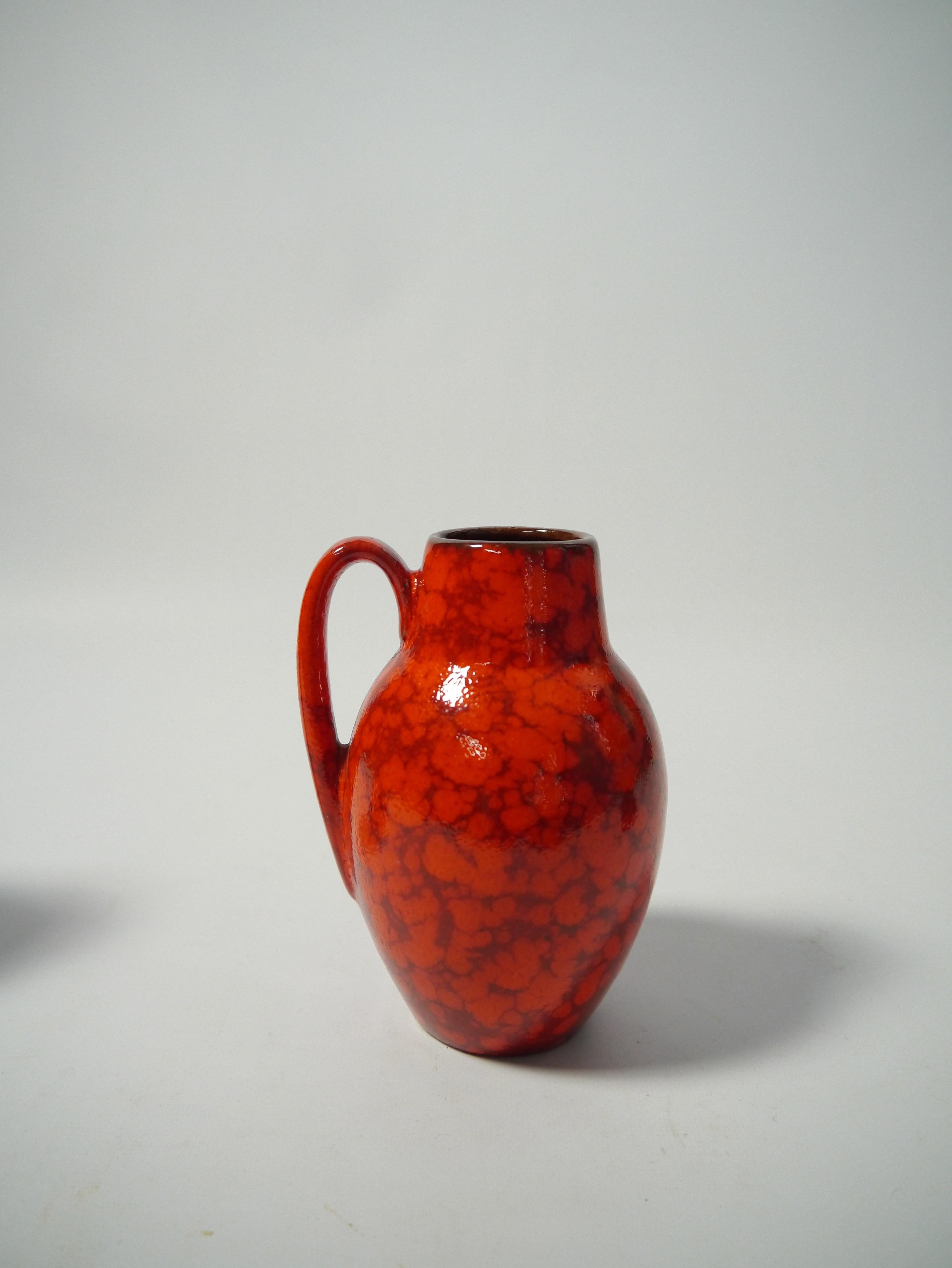 Allemand Ensemble de vases rouges en céramique de lave grasse ouest-allemande de Scheurich, WG, années 1960 en vente