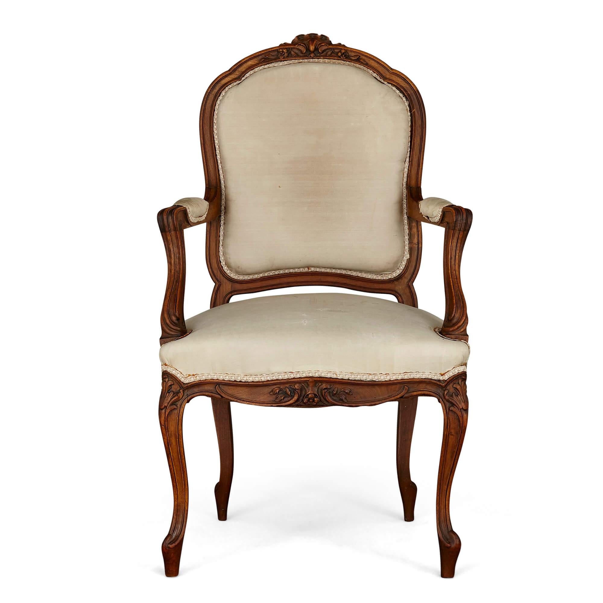 French Set of Régence Style Mahogany Armchairs and Side Chairs For Sale