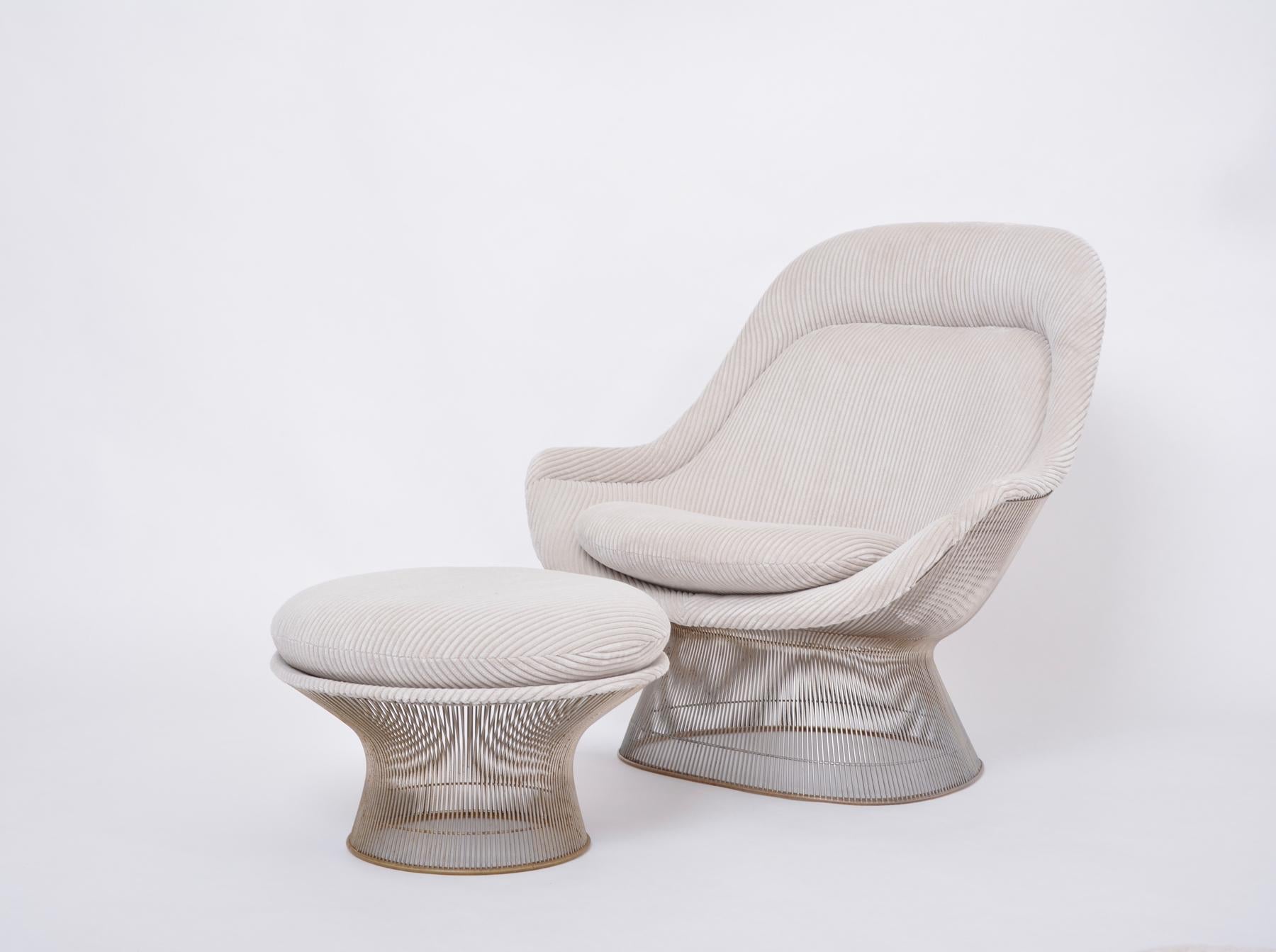 Mid-Century Modern Ensemble de fauteuil et pouf Warren Platner vintage retapissés en vente