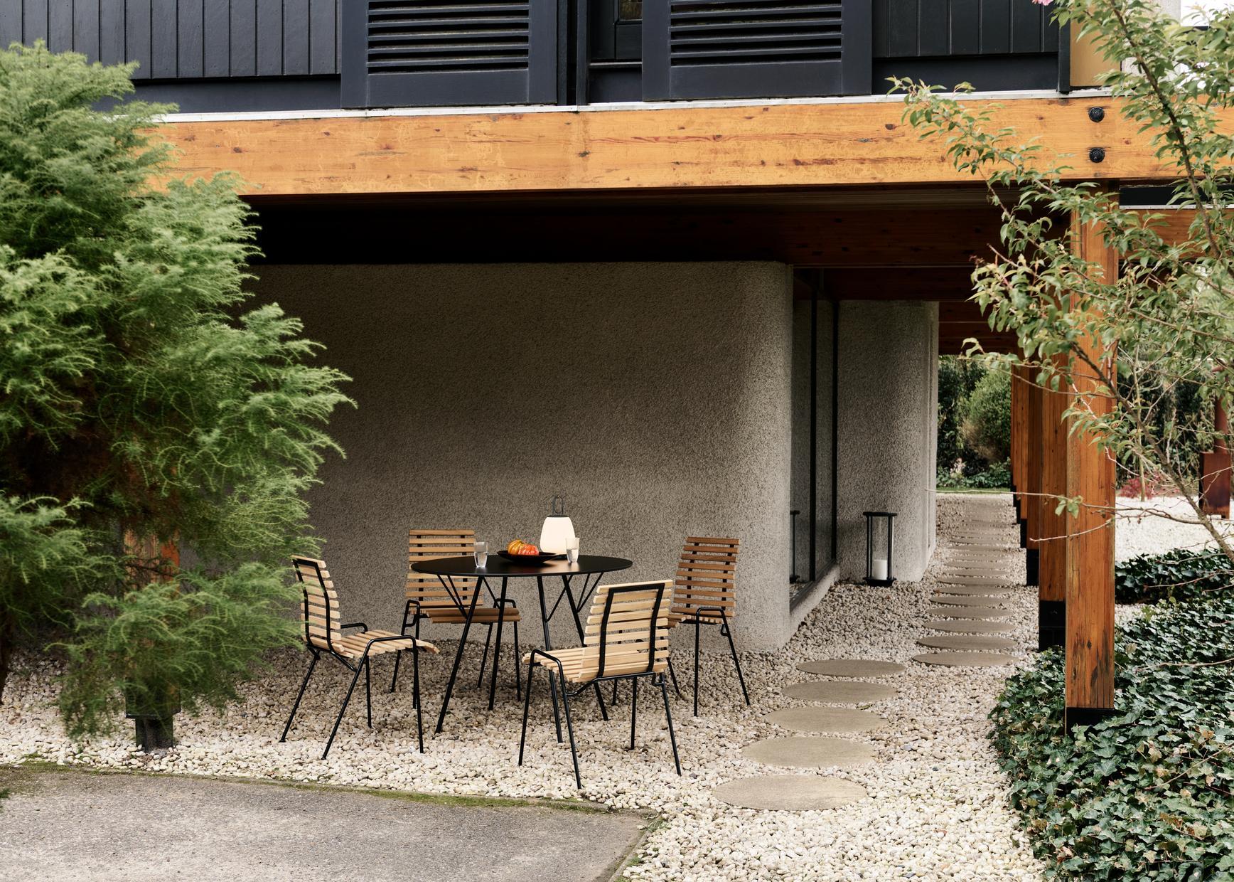 Constituting part of Robin Day’s Royal Festival Hall collection, the RFH Terrace Table is crafted from black, powder-coated steel, making it profoundly hardwearing, fade resistant and waterproof. Standing on four legs which splay out at a slight