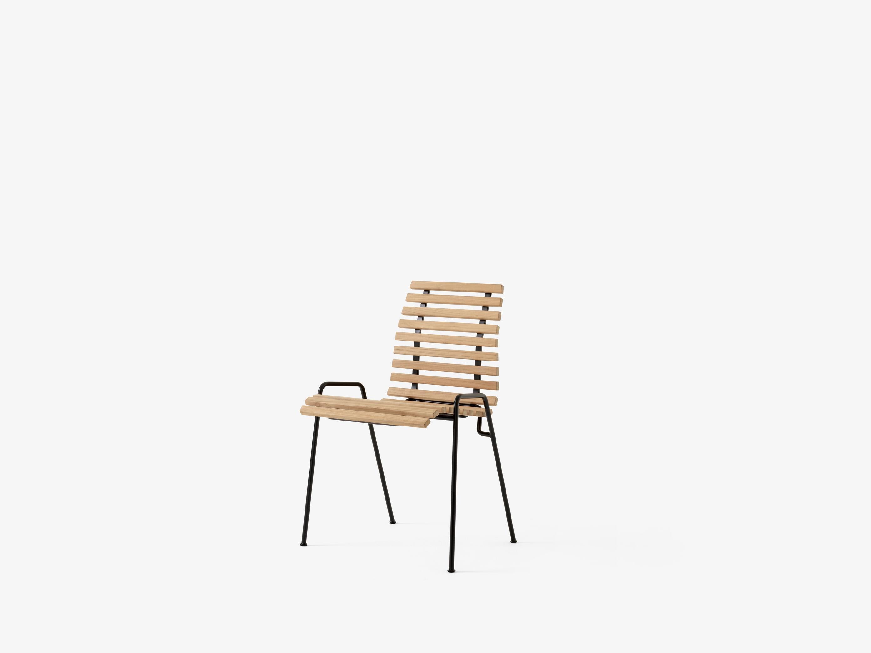 Set of RFH Terrace TableRD6 & 4ChairsRD4- Teak &Black Steel -by Robin Day for &T For Sale 2