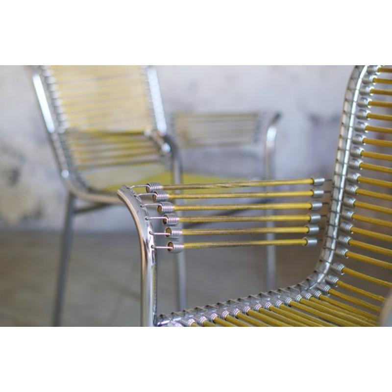Set di poltrone RH122 di René Herbst, 1980

Design vintage
Questa sedia è dotata di tbe originali Bauhaus su una semplice struttura tubolare in tubo d'acciaio cromato in stile 