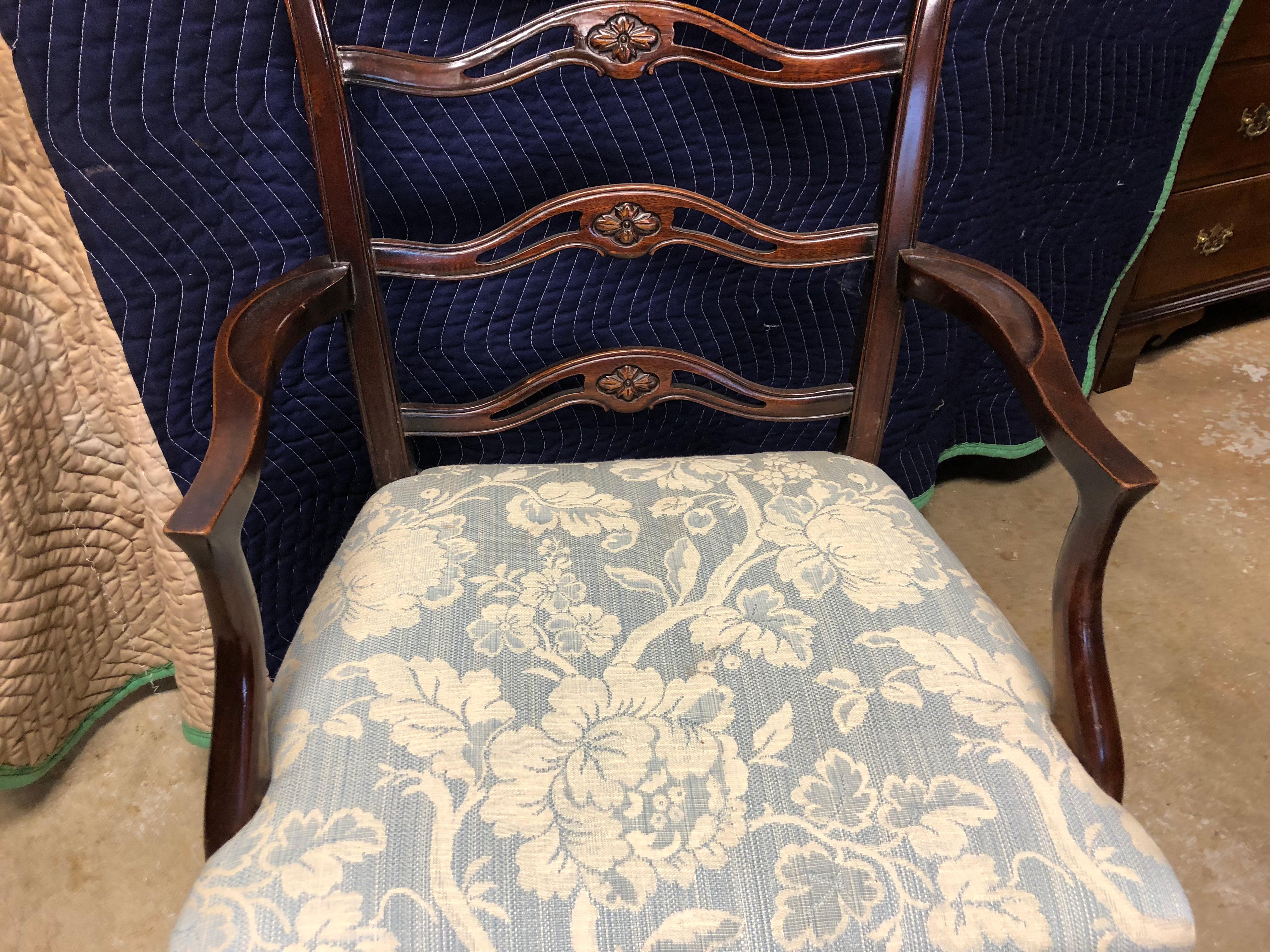 Set of 8 Mahogany Chippendale Style Ribbon Back Dining Chairs, Fabric Seats For Sale 1