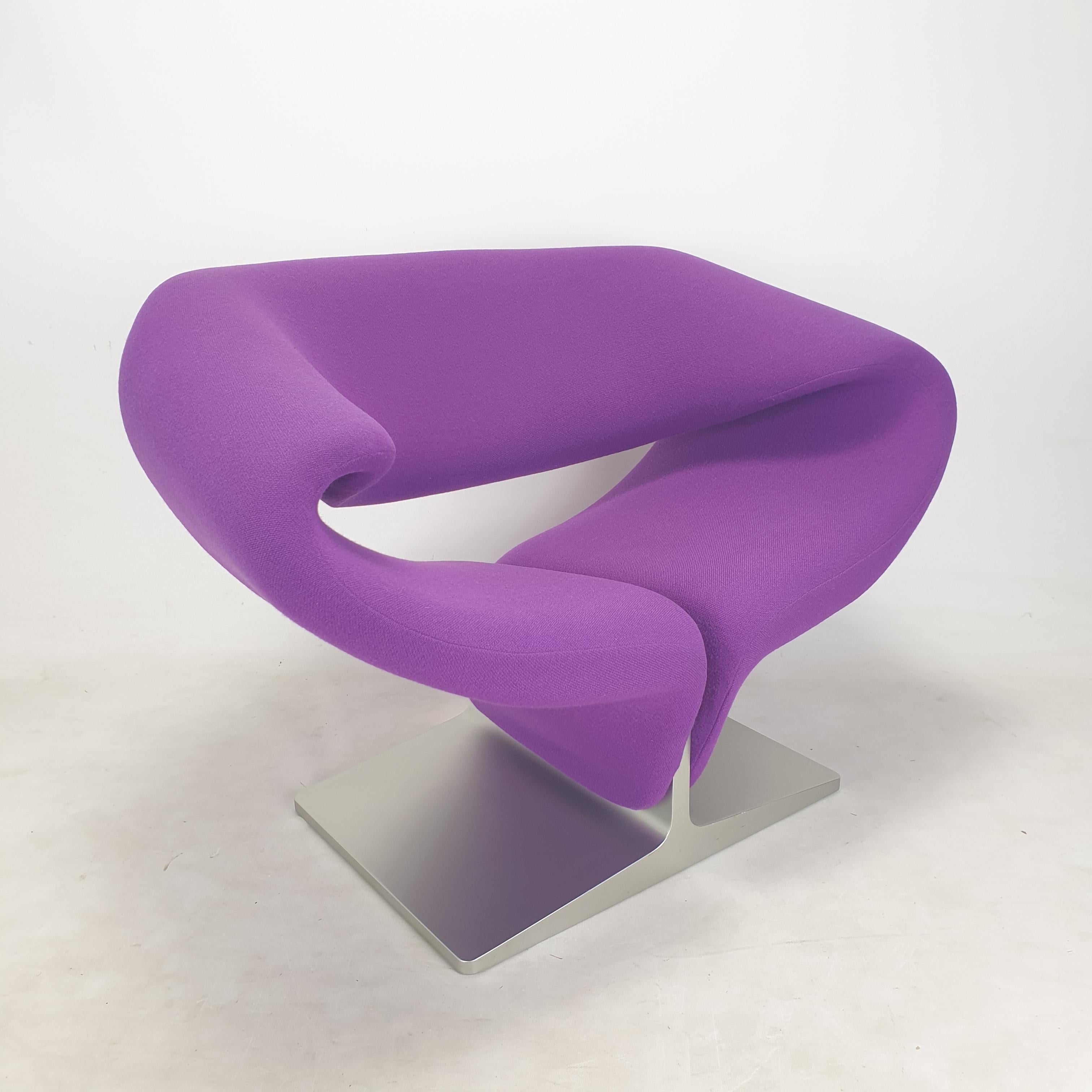Set of Ribbon Chairs by Pierre Paulin for Artifort For Sale 1
