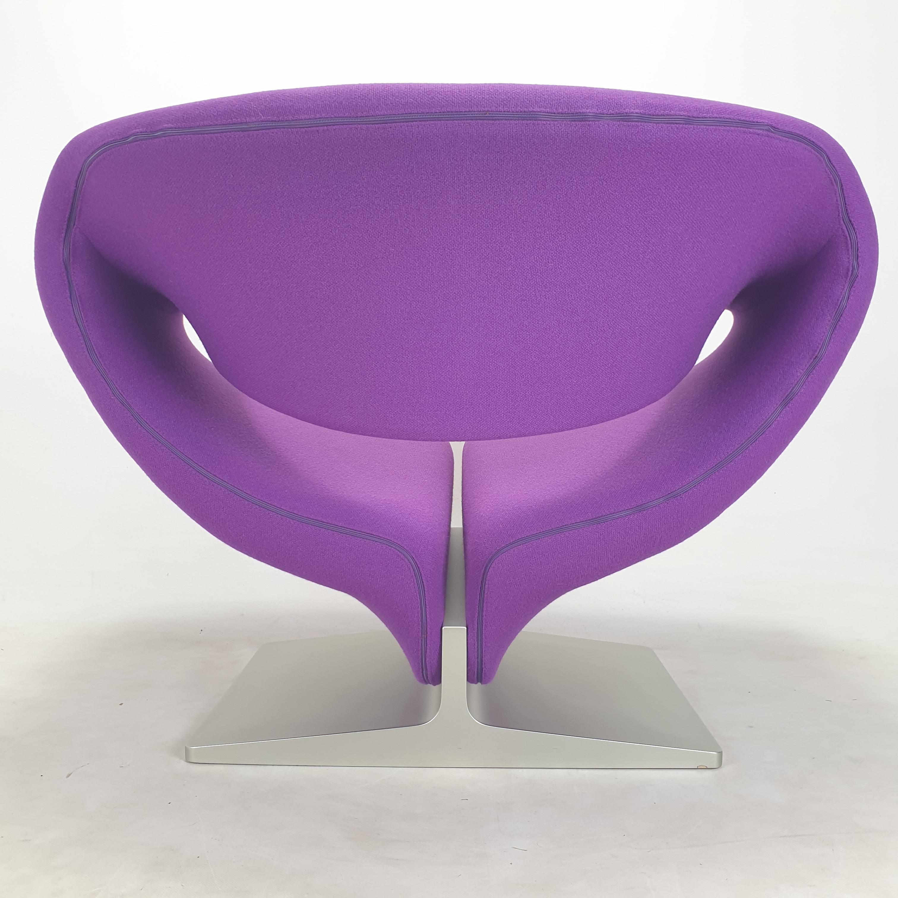 Set of Ribbon Chairs by Pierre Paulin for Artifort For Sale 4